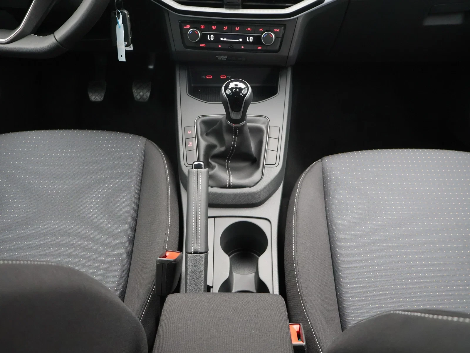 SEAT Ibiza 5P/D Ibiza Move! 1.0TSI 95pk Manueel *NAVI*CRUISE*PDC ACHTER*BLTH*DIGITAL DASHBOARD*...