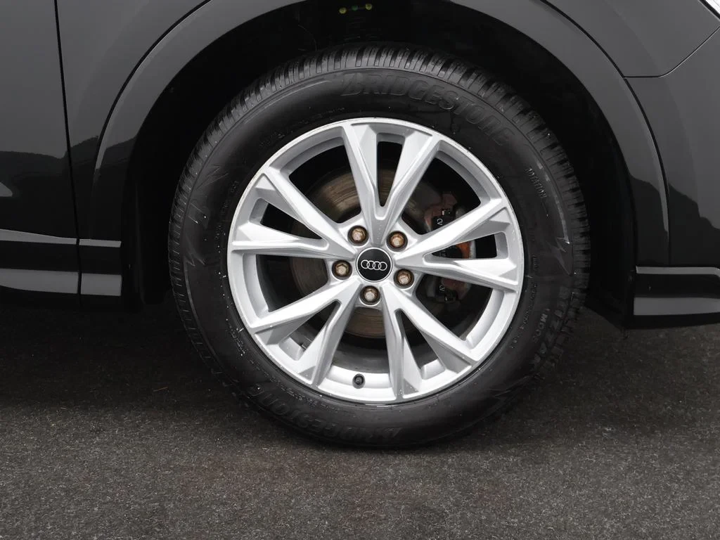 Audi-Q3-image-8