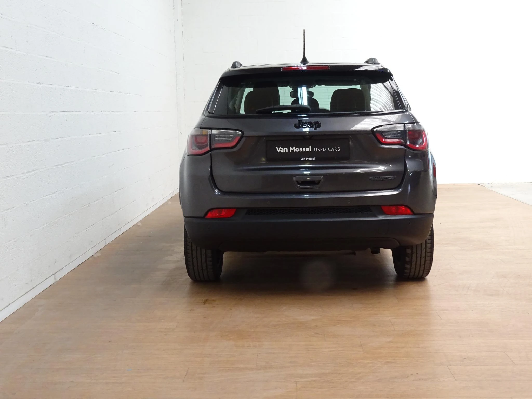 Jeep-Compass-image-9