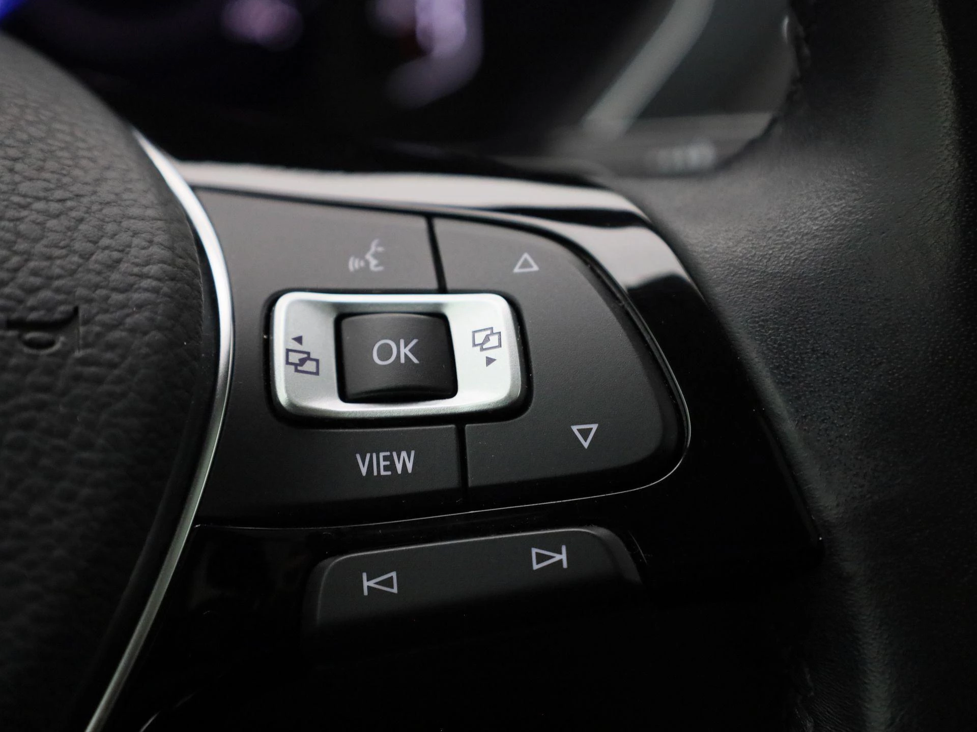 Volkswagen-Tiguan Allspace-image-25