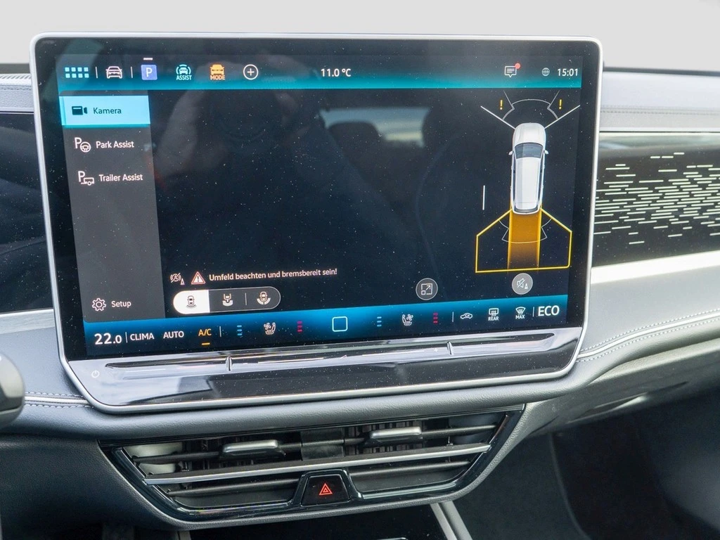 Volkswagen Passat Variant 1.5 TSI DSG eHybrid Elegance AHK