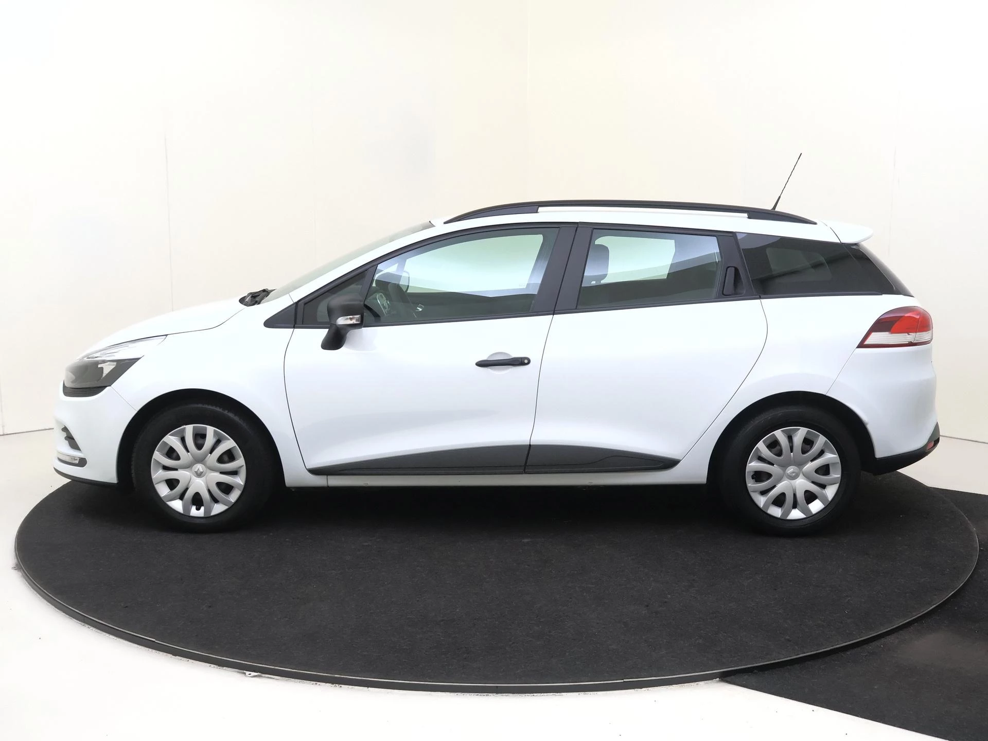 Renault-Clio-image-7