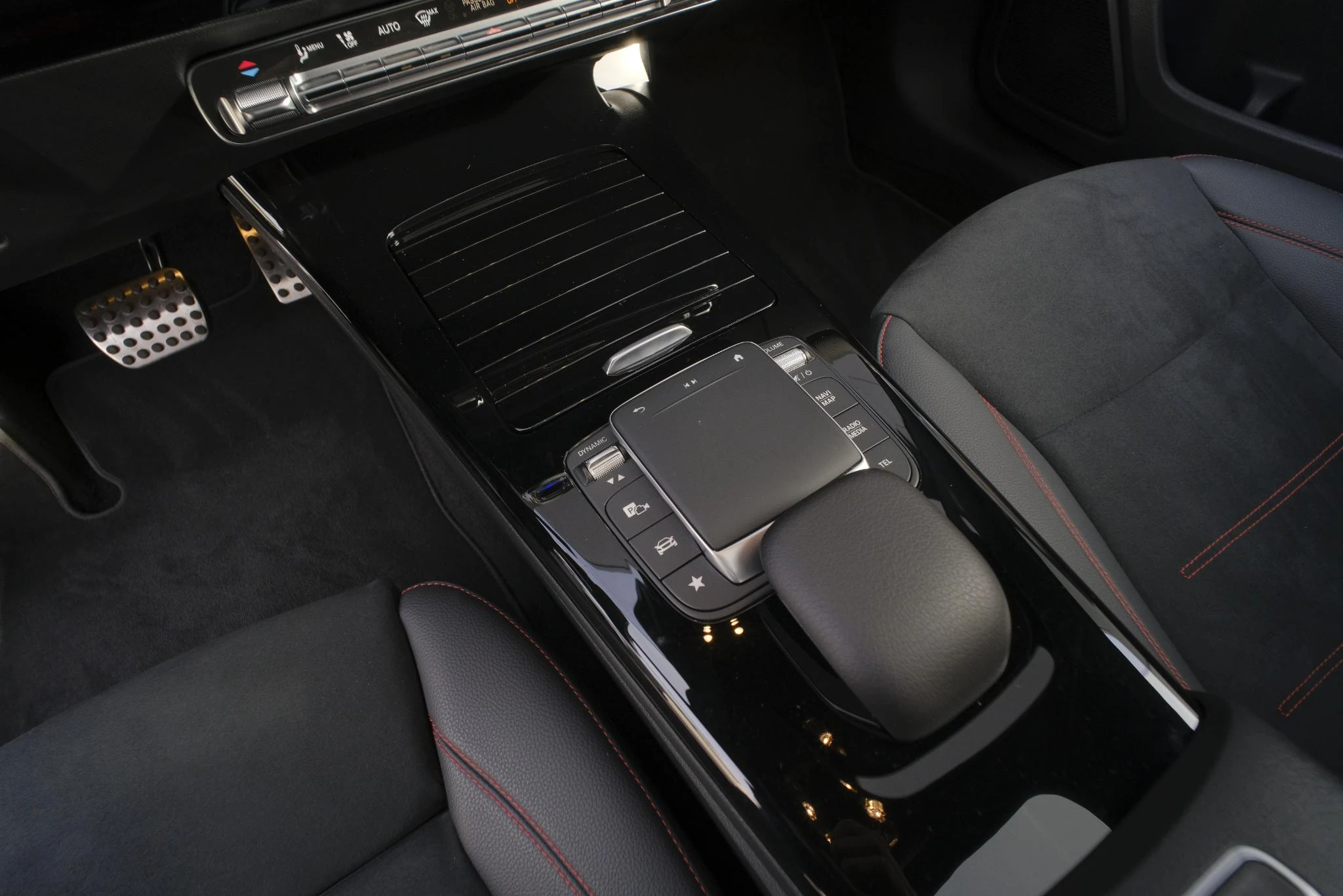 Mercedes-Benz-Classe A-image-12