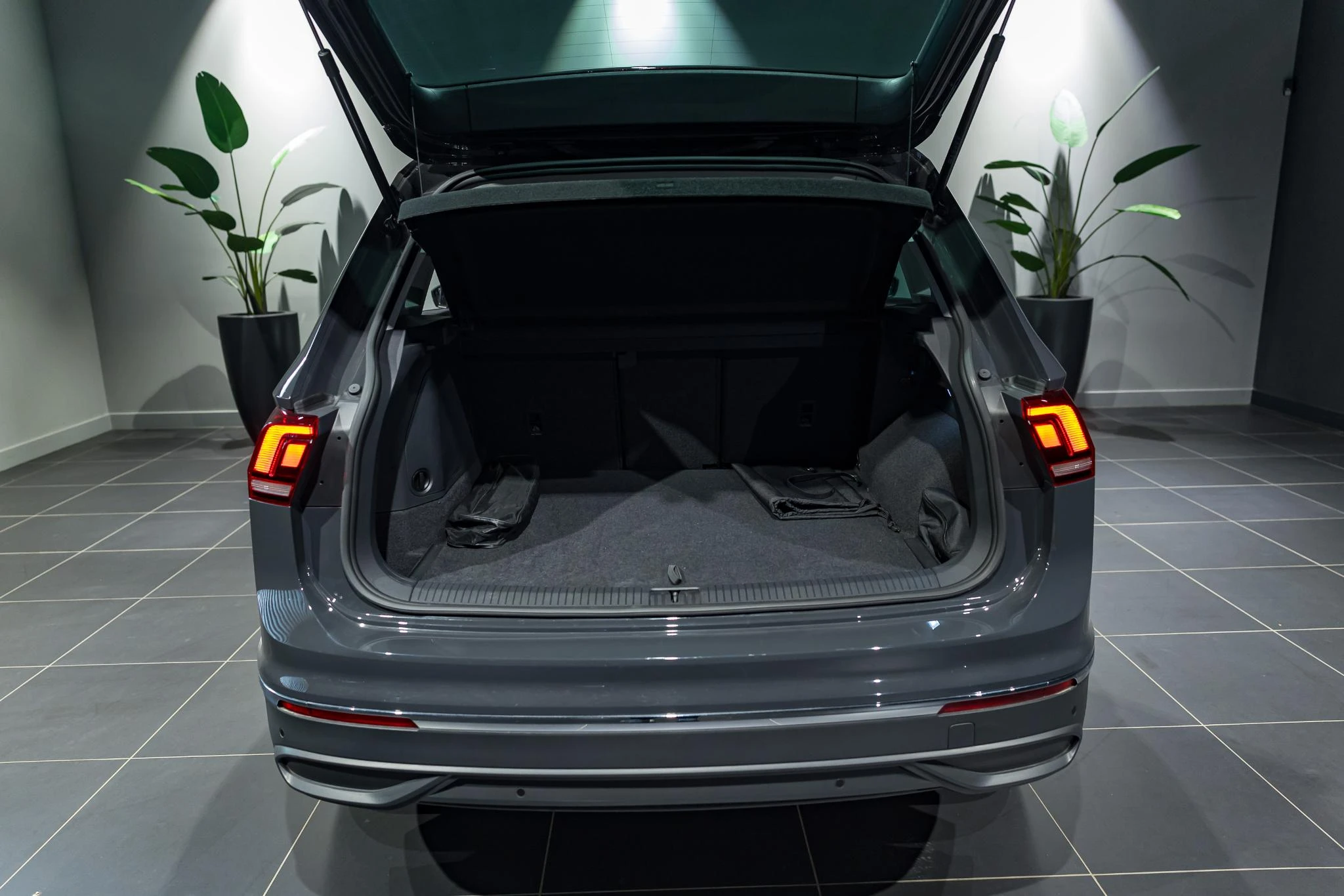Volkswagen-Tiguan-image-18