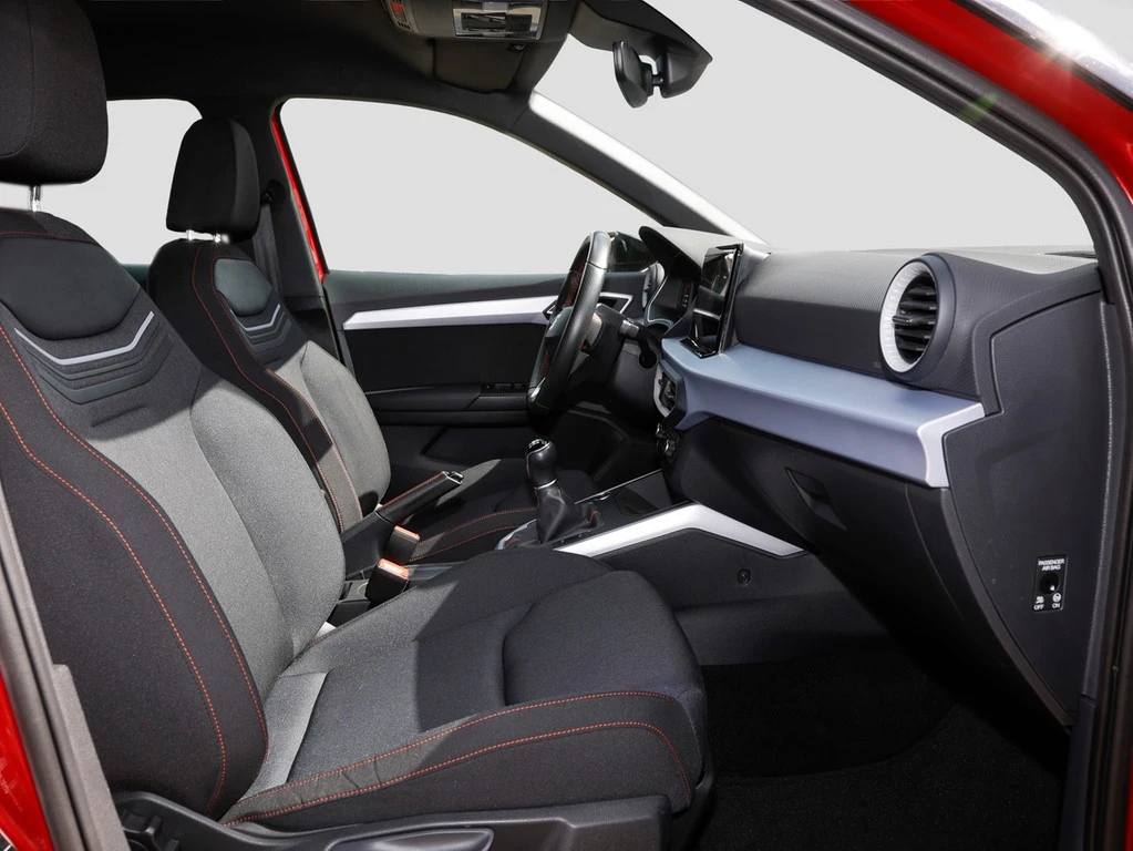 SEAT-Arona-image-6