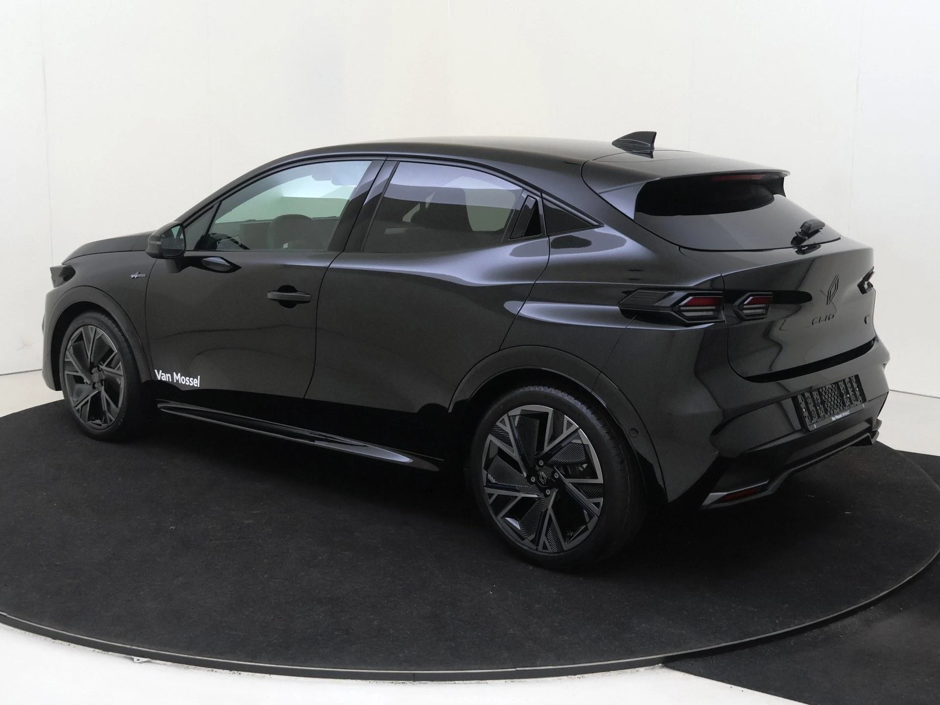 Renault-Clio-image-2