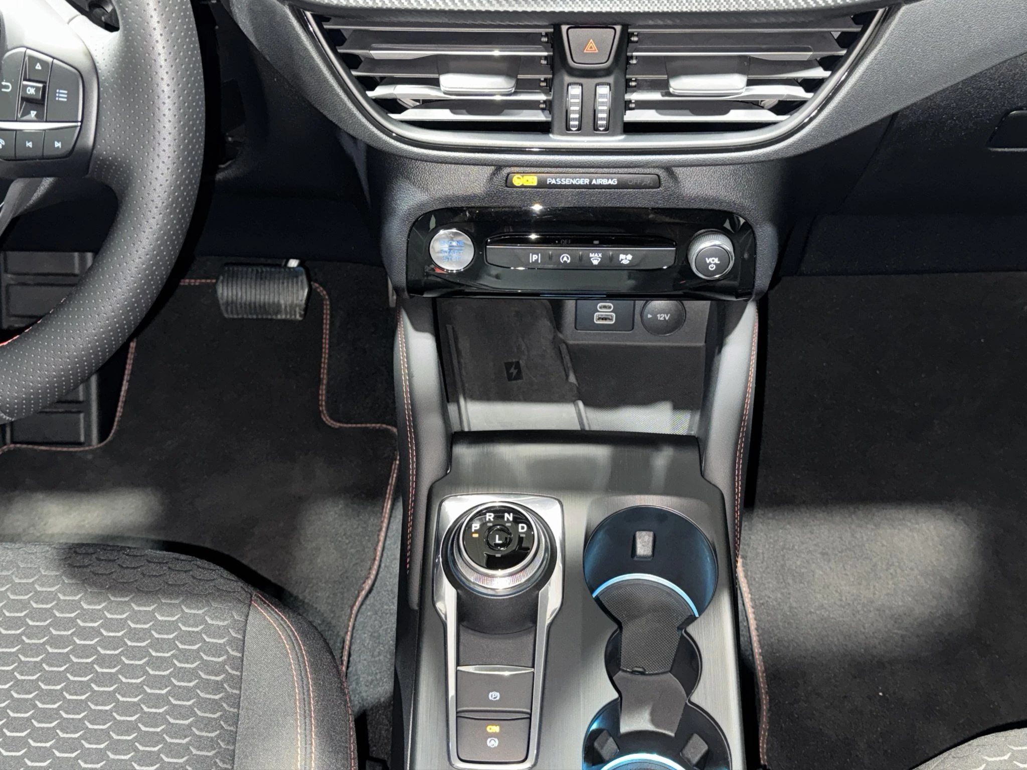 Ford-Kuga-image-12