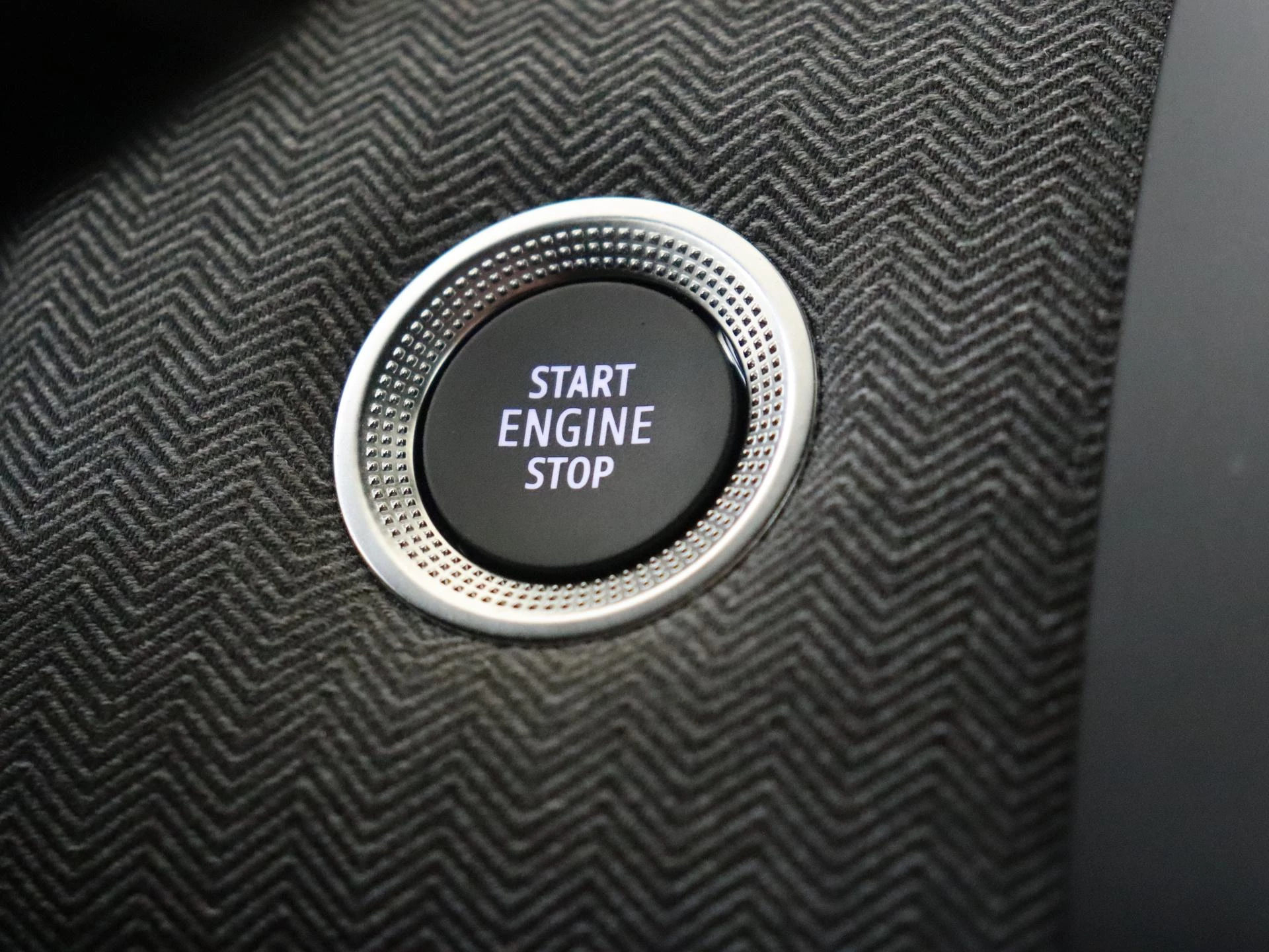 Renault-Clio-image-24