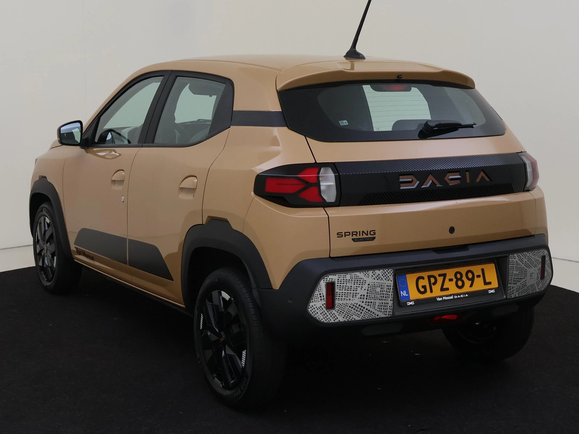 Dacia-Spring-image-3