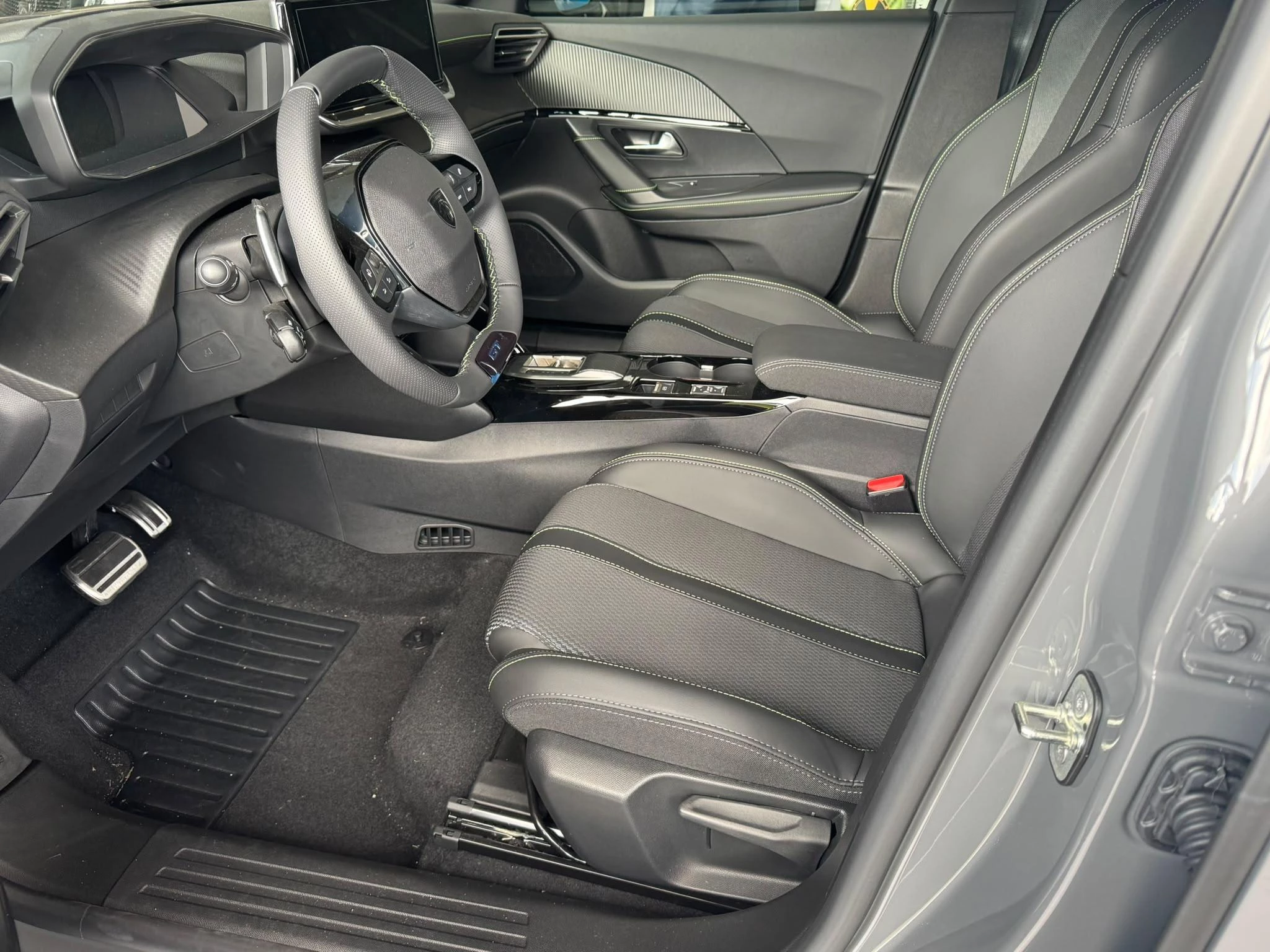 Peugeot-2008-image-5