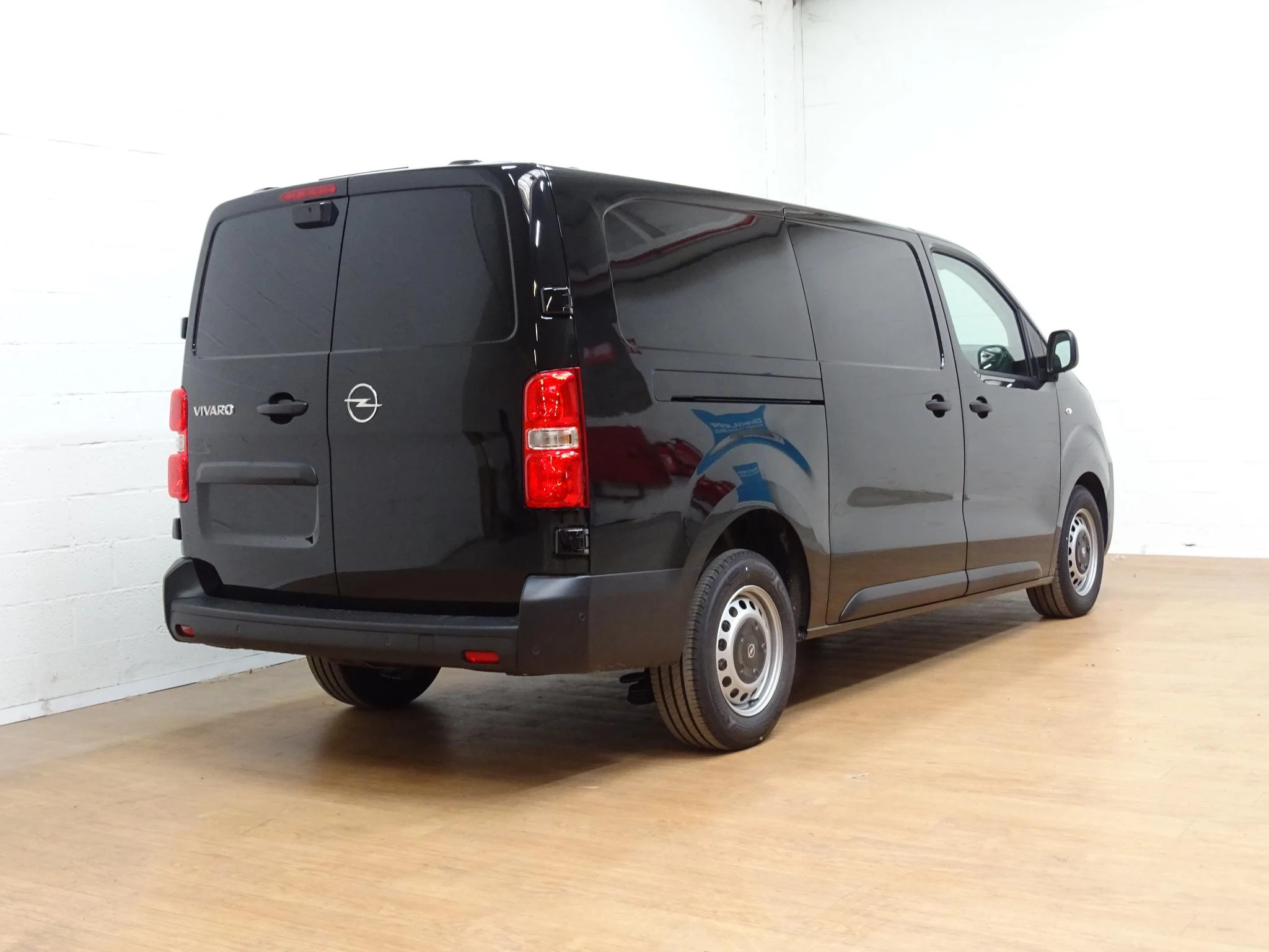 Opel-Vivaro-image-6