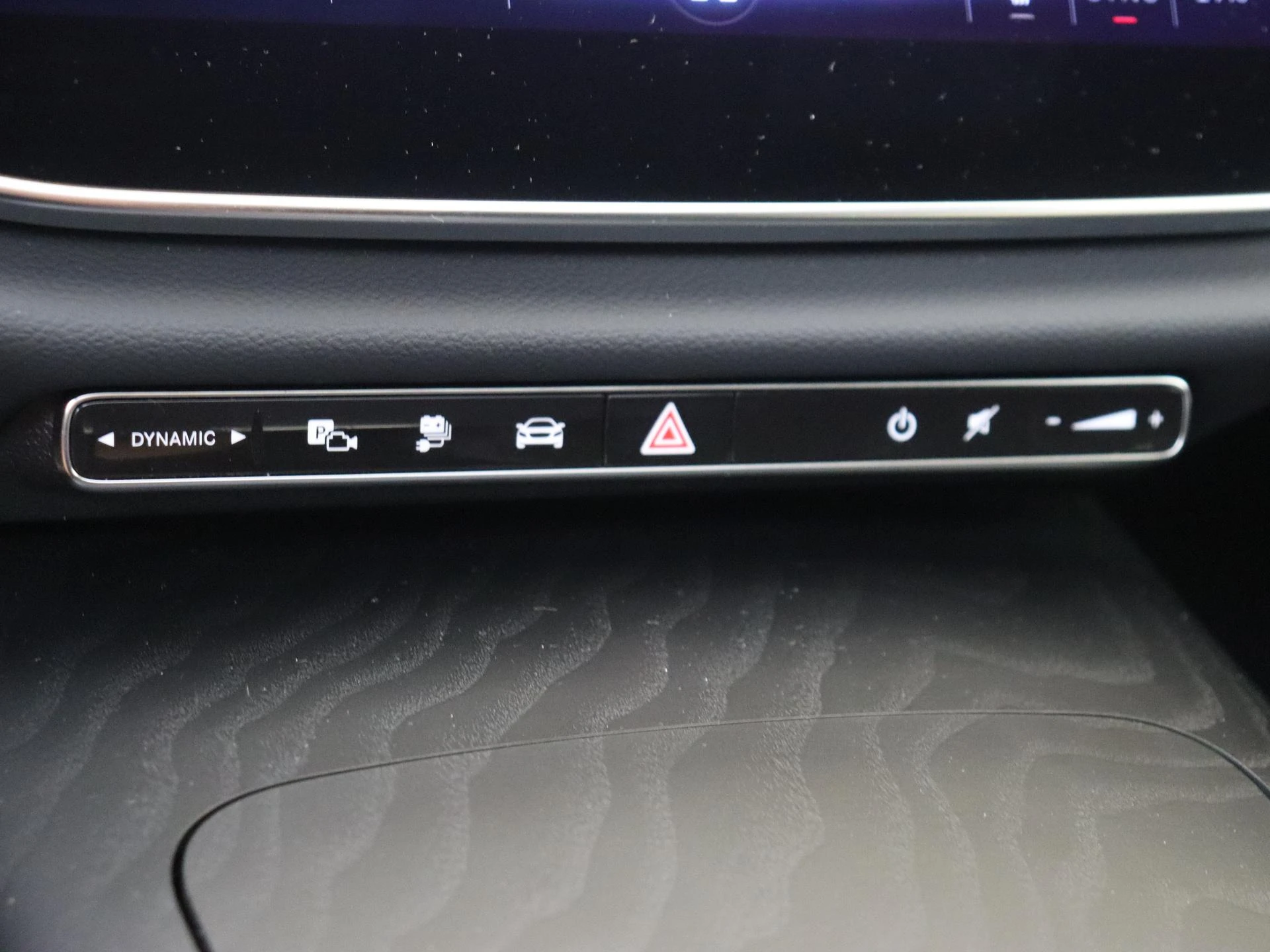 Mercedes-Benz-E-Klasse-image-19