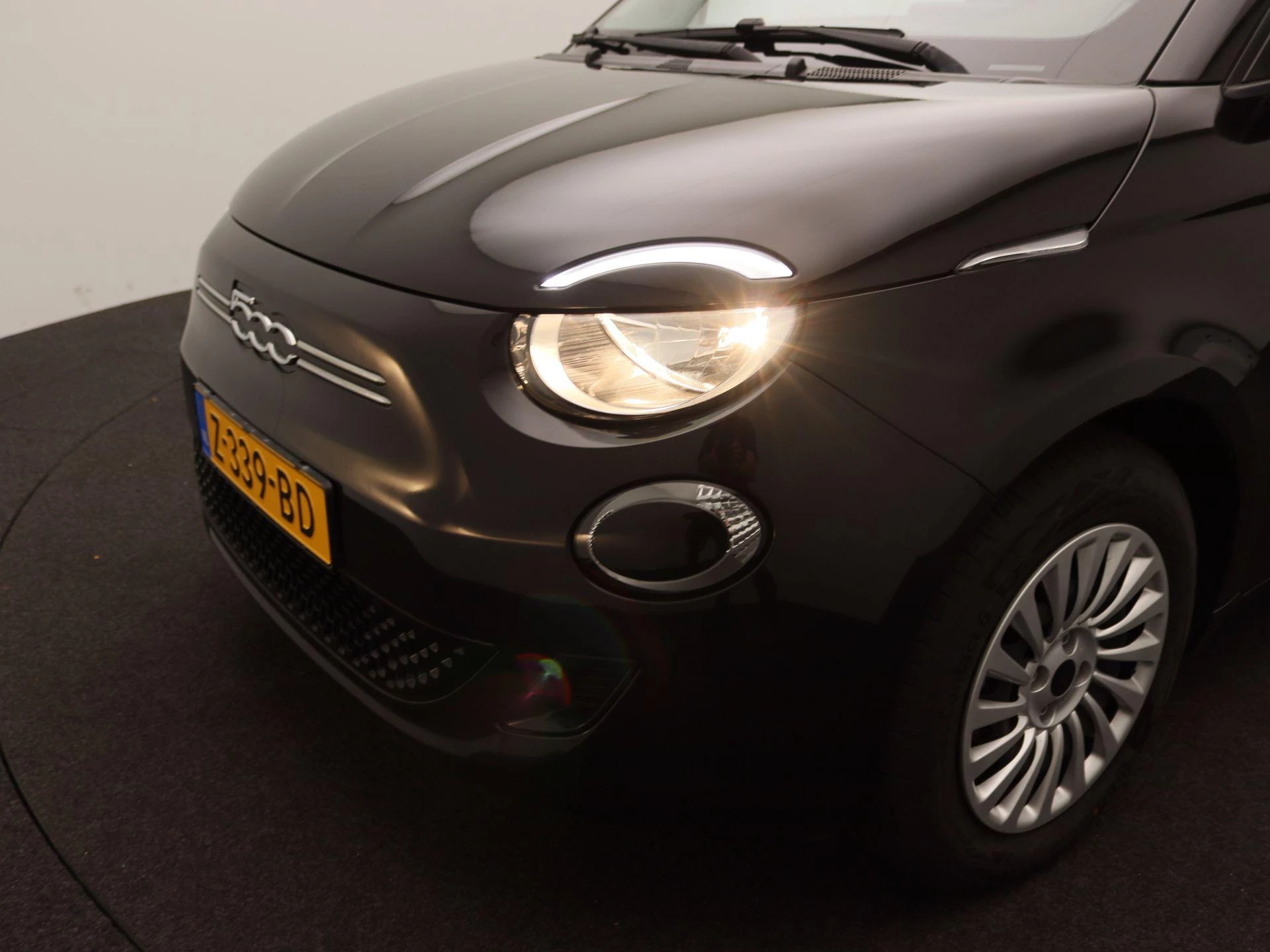 Fiat 500e 42 kWh