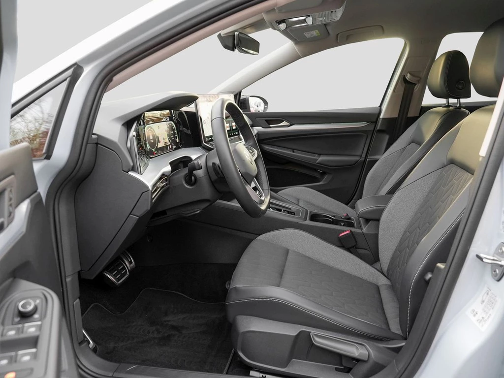 Volkswagen Golf 1.5 eTSI DSG Goal Plus AHK, RFK, ACC, LED-Plus, SHZ, Climatronic