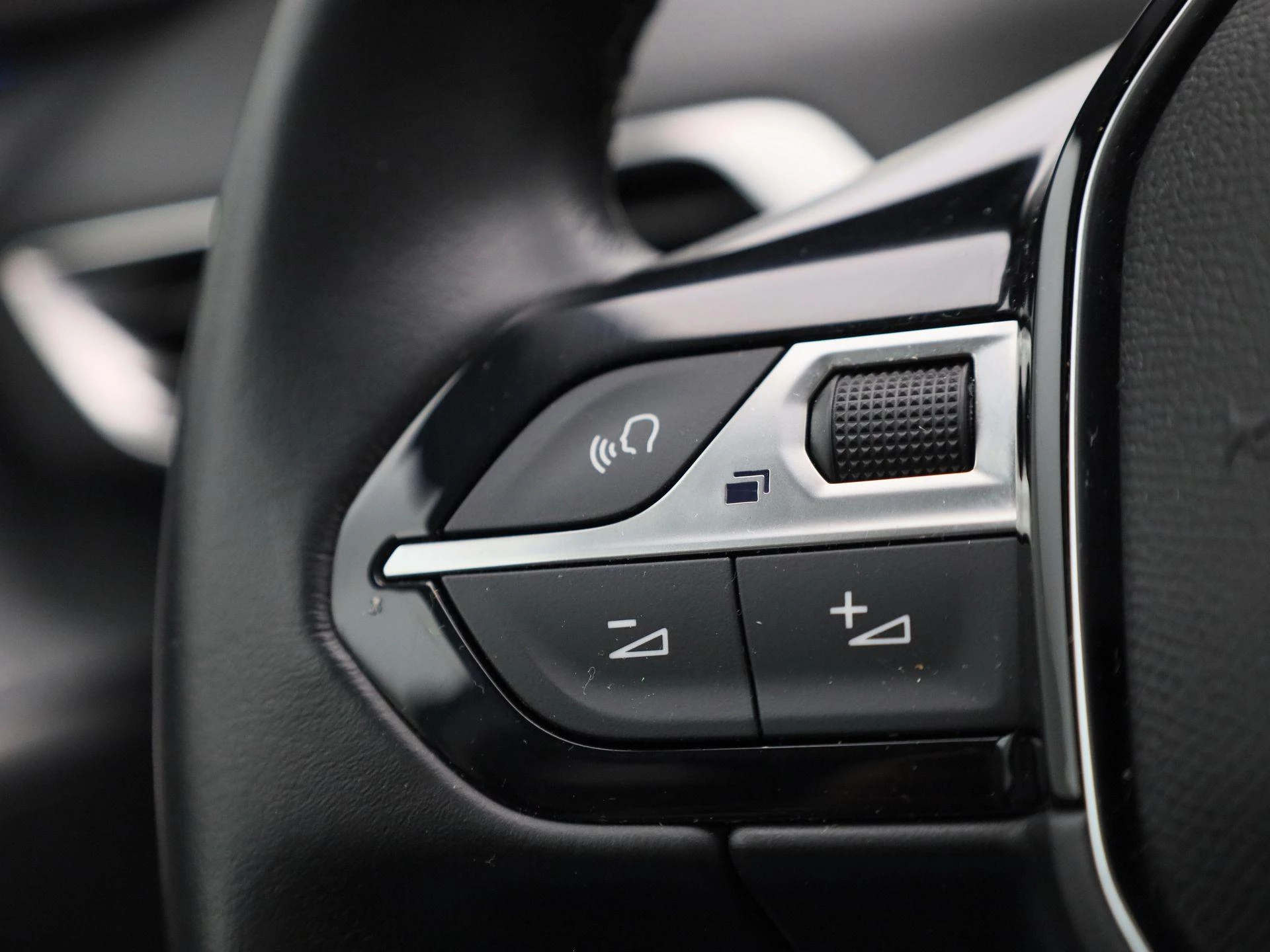 Peugeot-5008-image-15