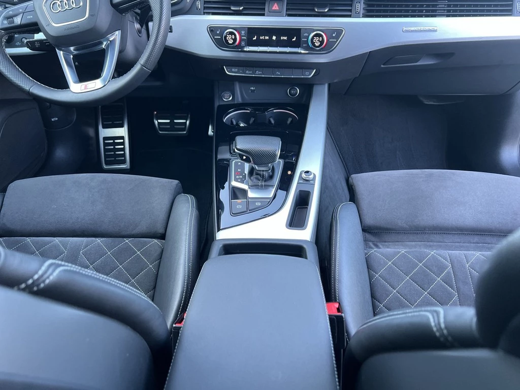 Audi A4 Avant S line 45 TFSI quattro S tronic *AHK*