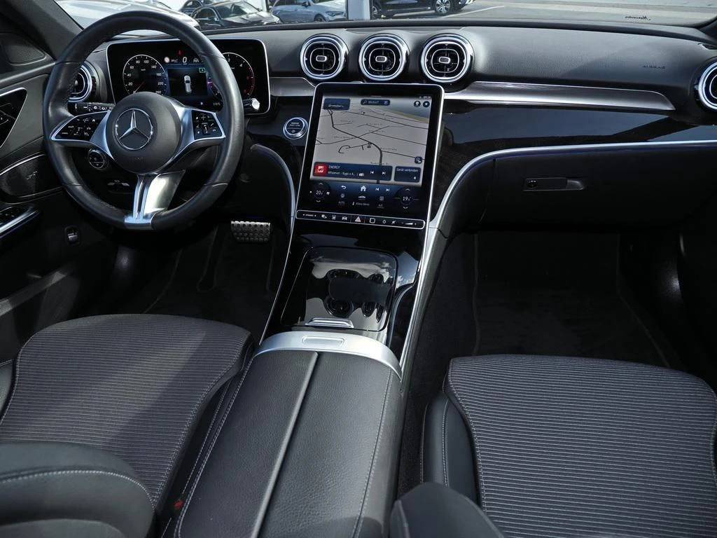 Mercedes-Benz-C-Klasse 220 d-image-13