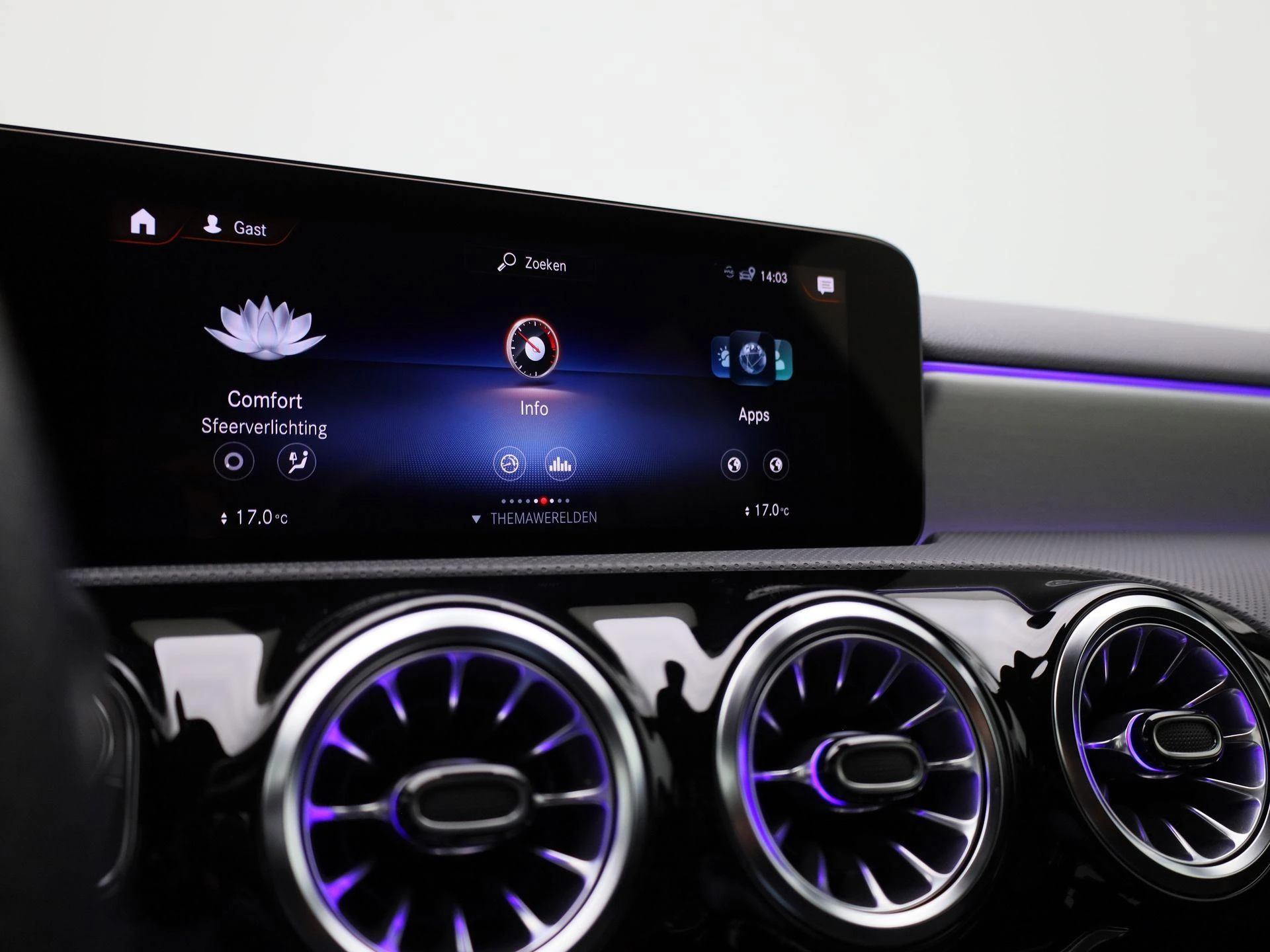 Mercedes-Benz-A-Klasse-image-23