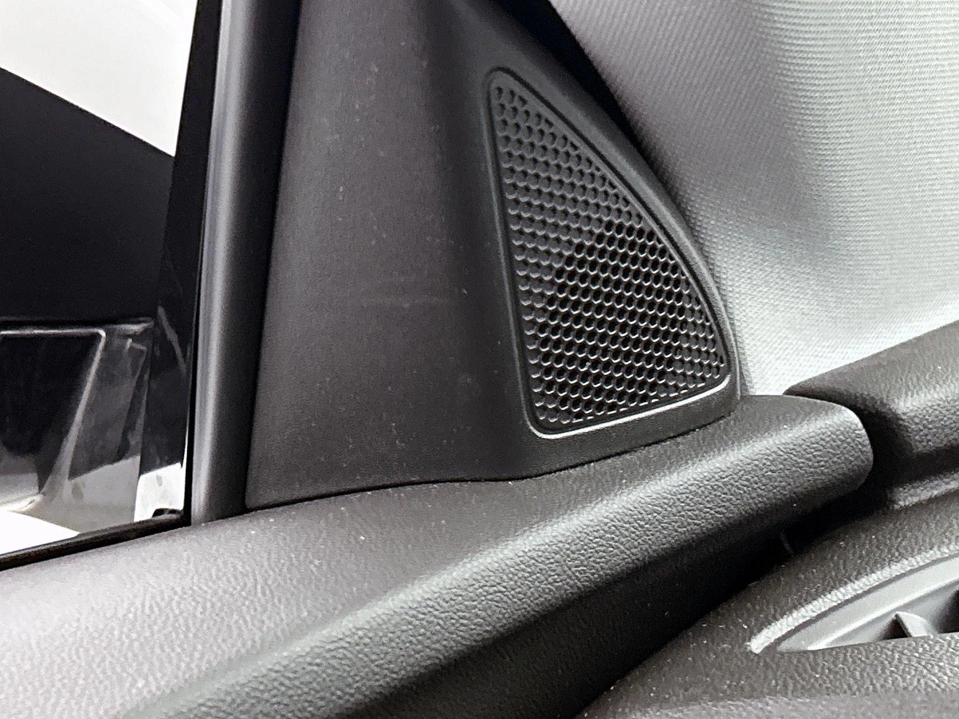 Opel-Grandland X-image-8