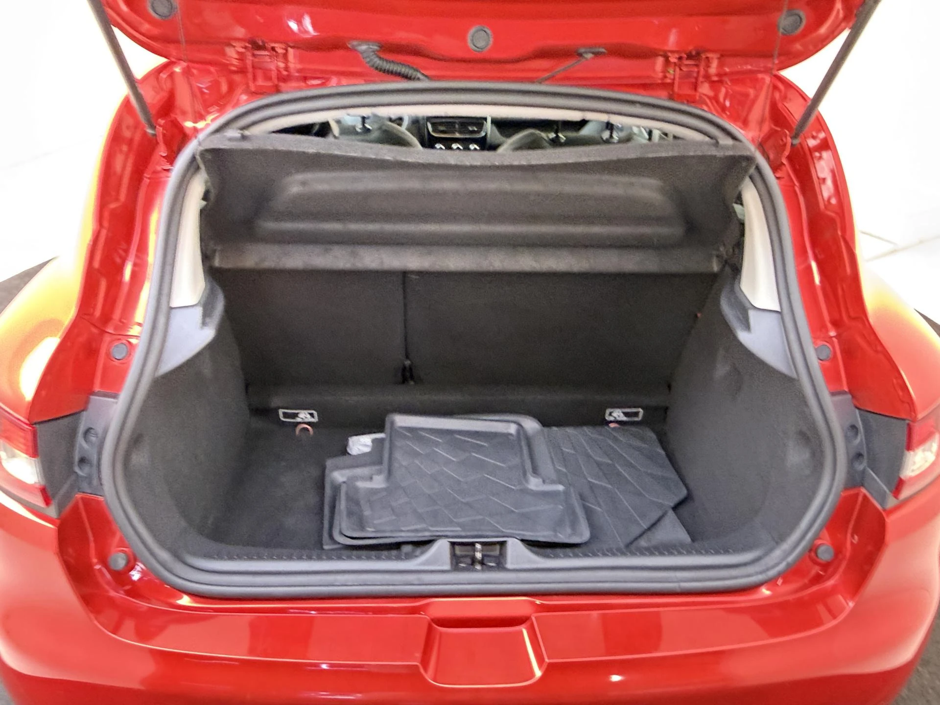 Renault-Clio-image-25
