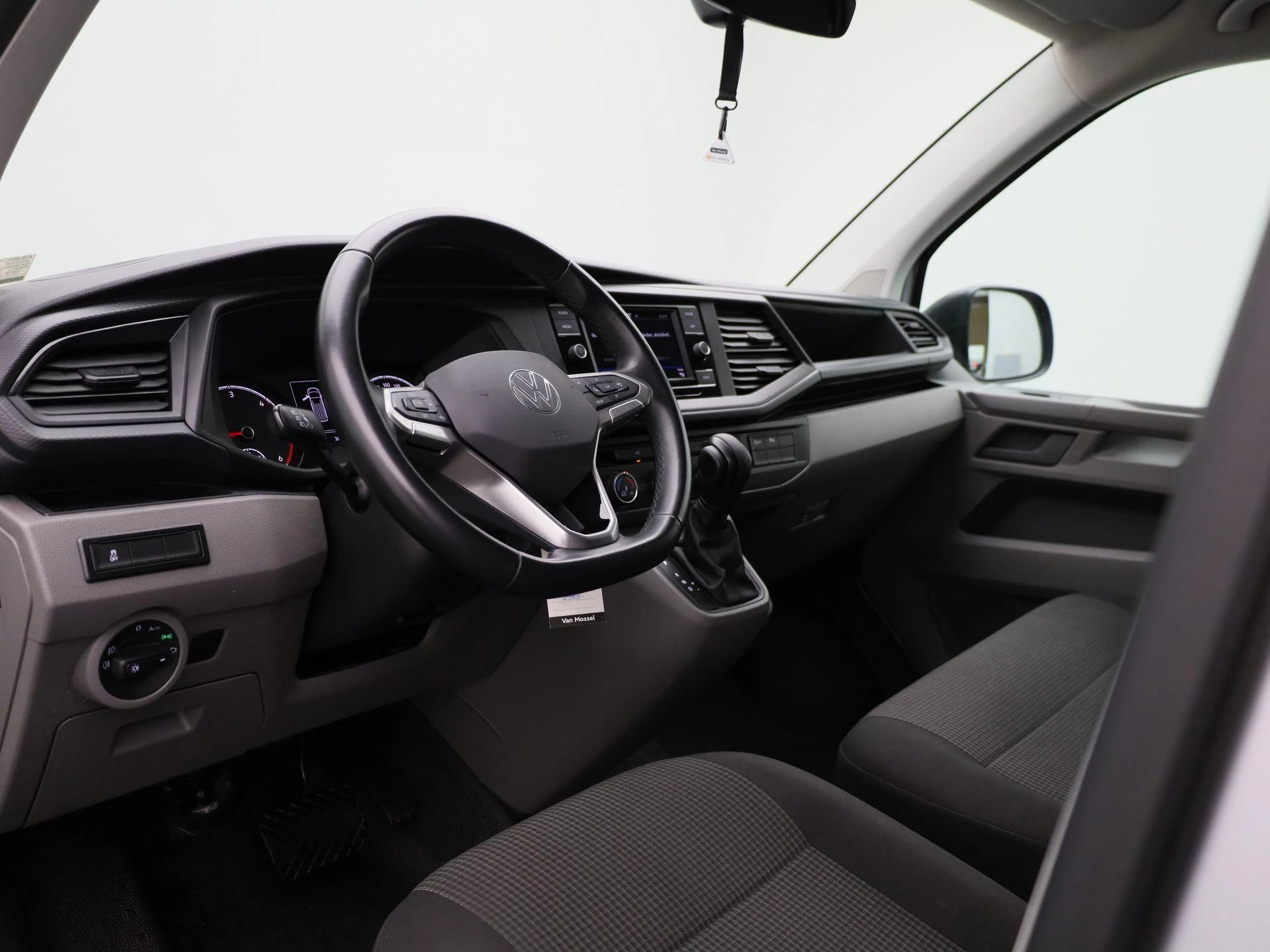 Volkswagen Transporter 2.0 TDI L1H1 150PK