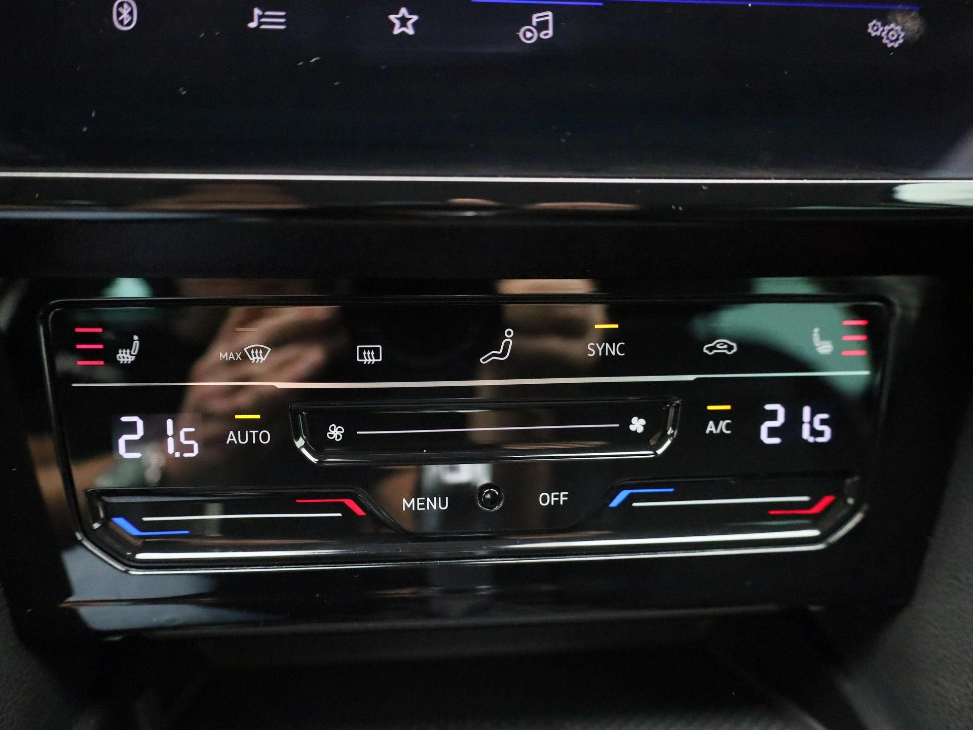 Volkswagen-Passat-image-21
