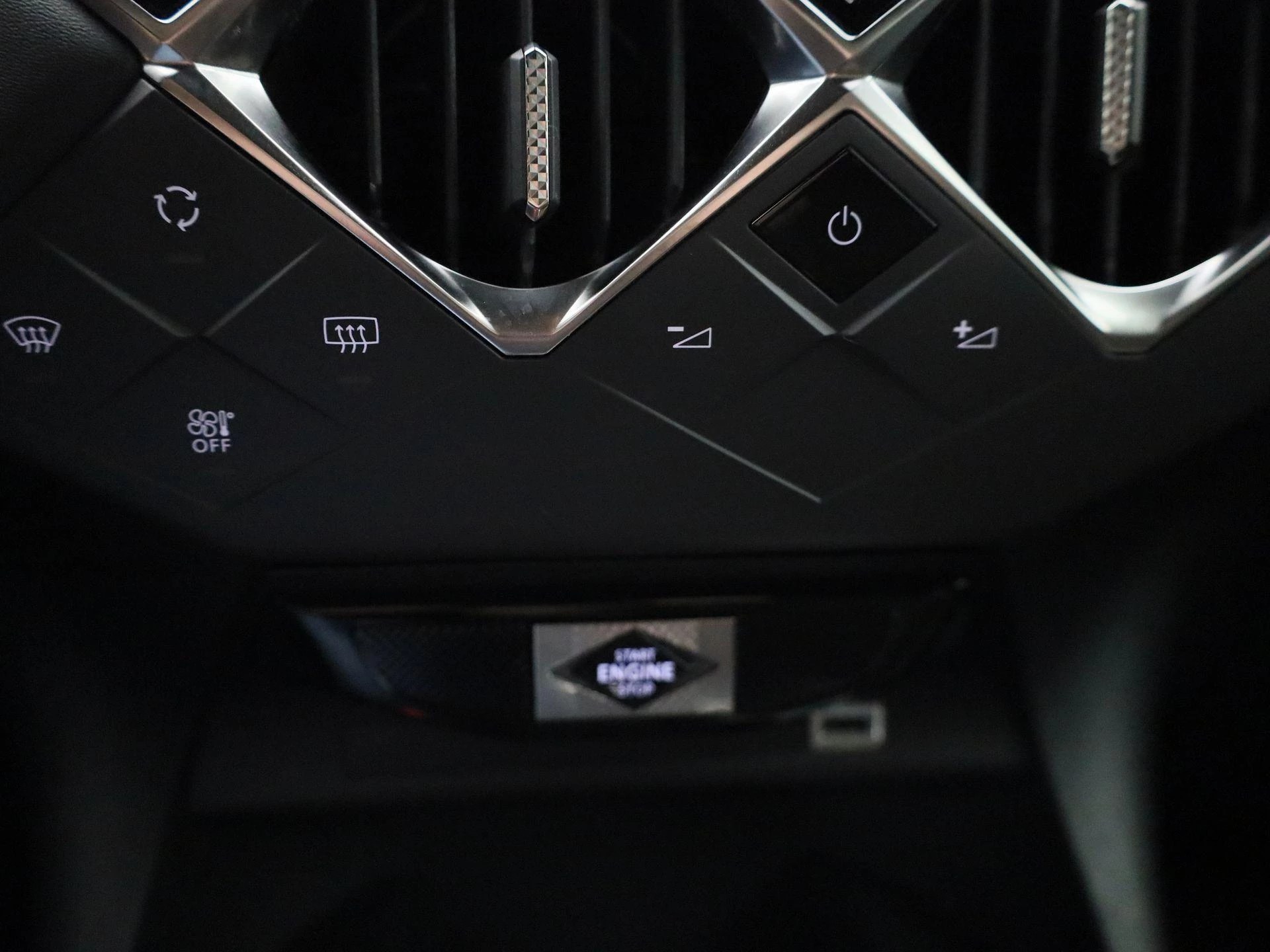 DS DS 3 Crossback 1.2 PureTech Bastille