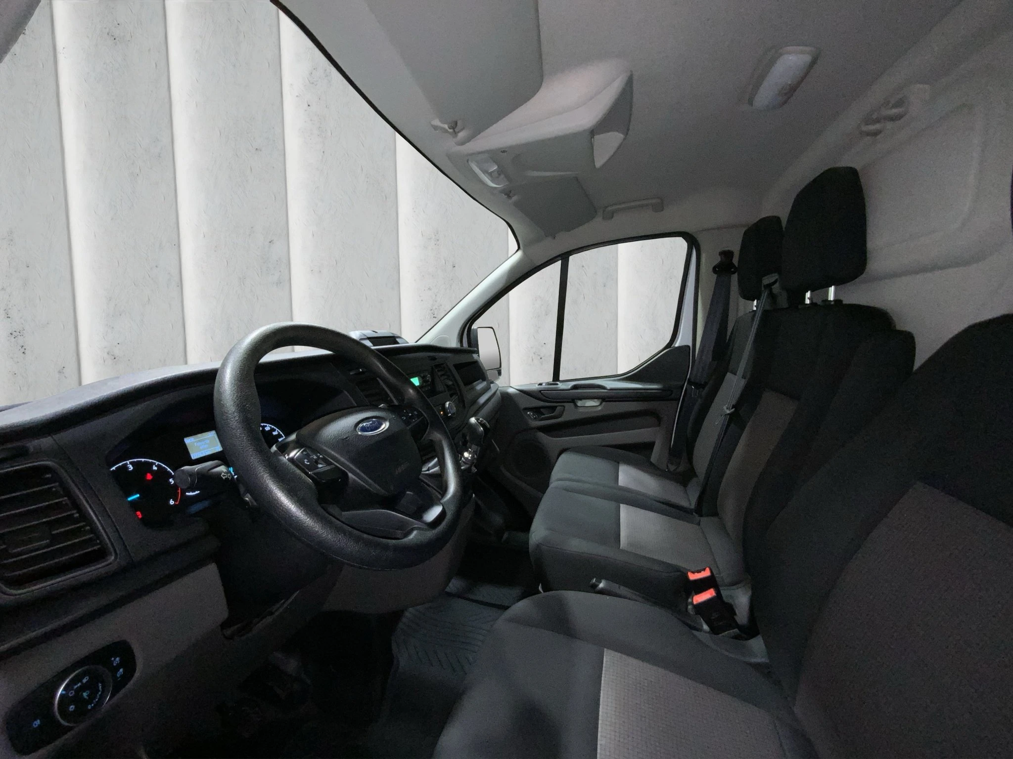 Ford-Transit Custom-image-9