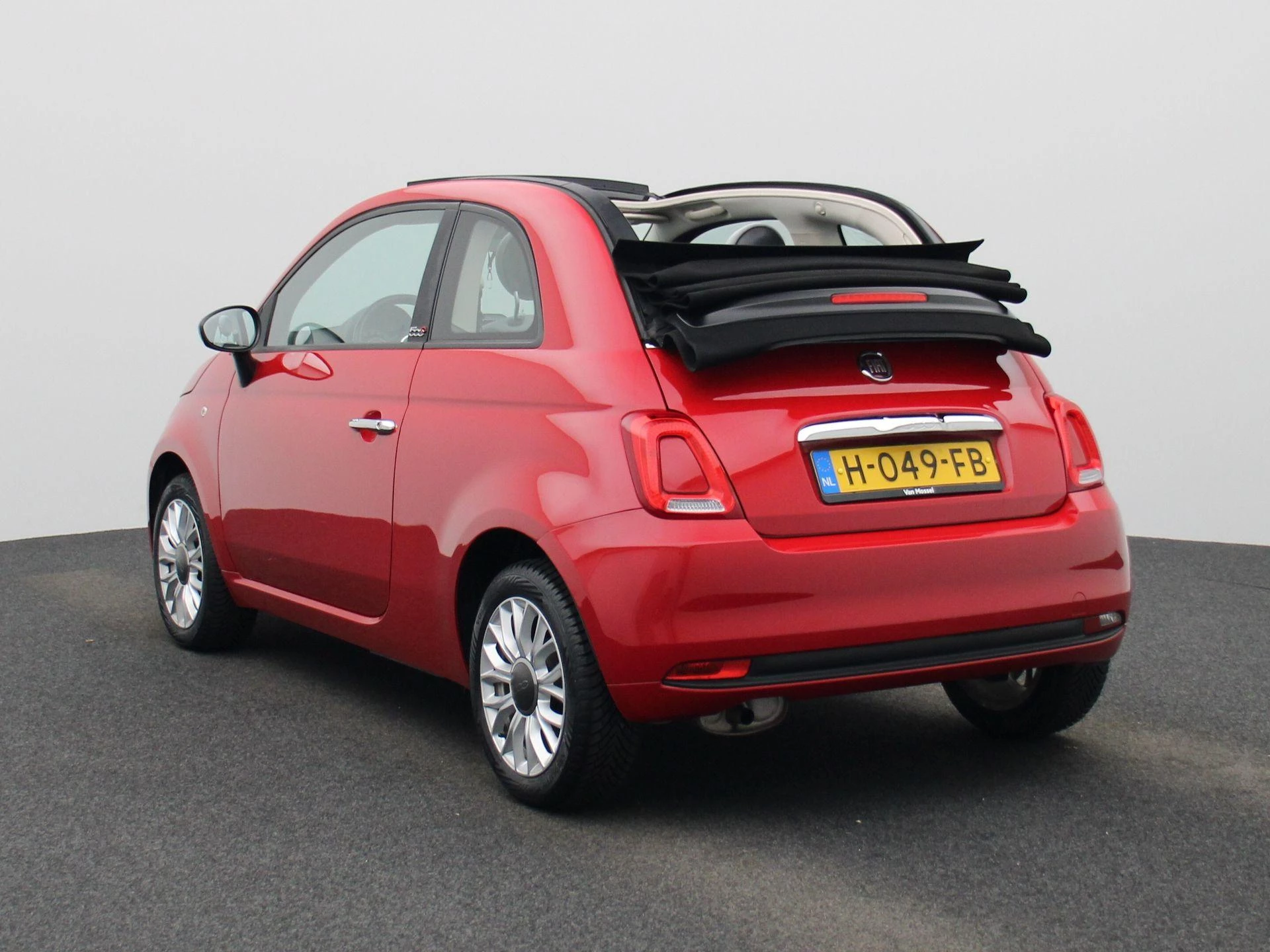 Fiat-500C-image-1