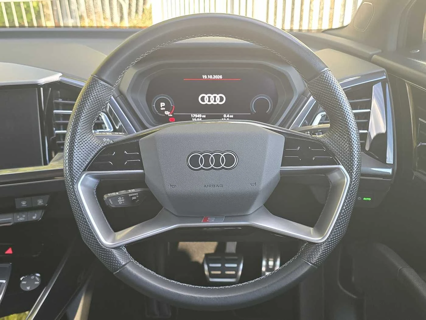 Audi-Q4 Sportback e-tron-image-8