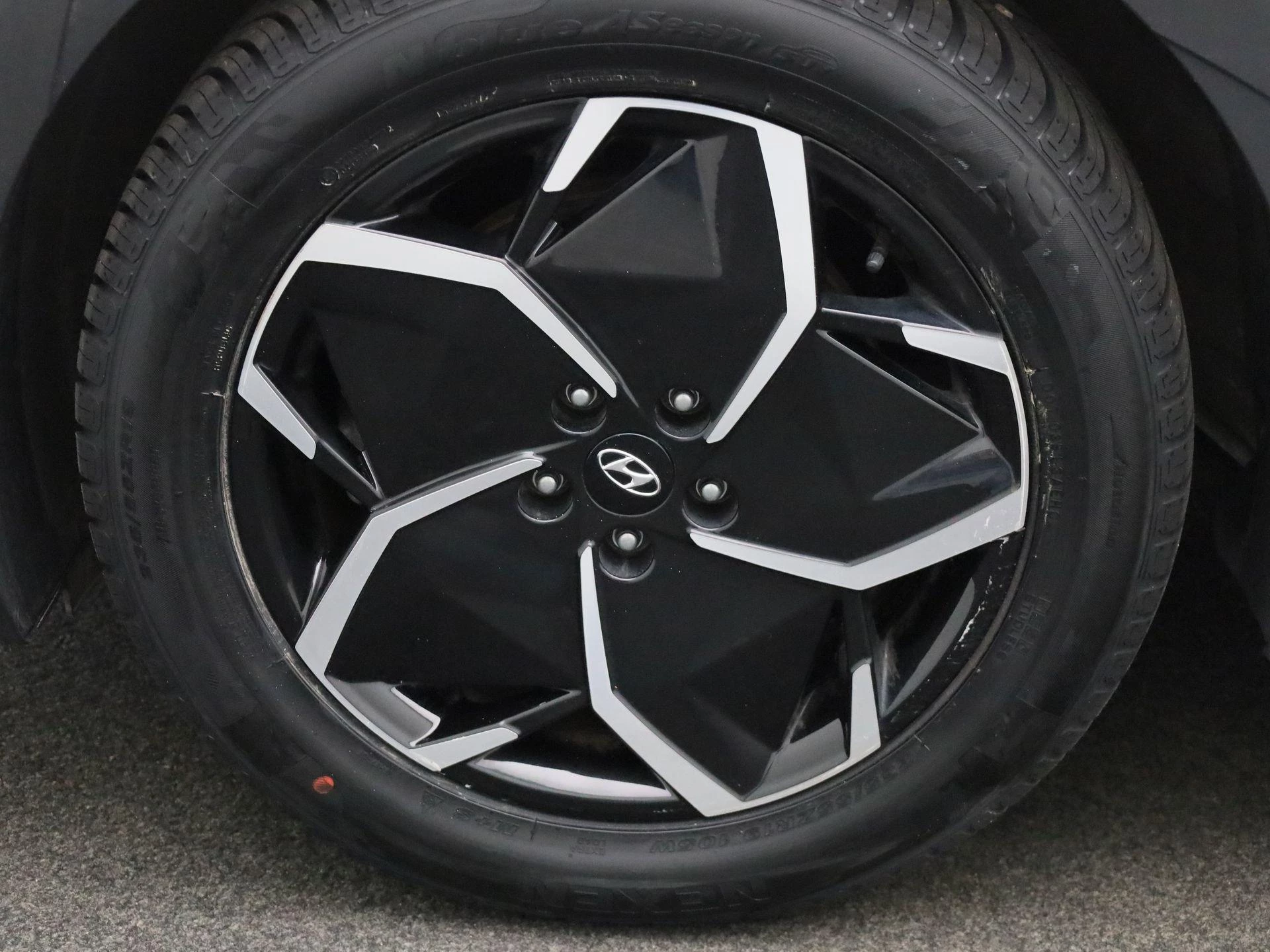 Hyundai-IONIQ 5-image-15