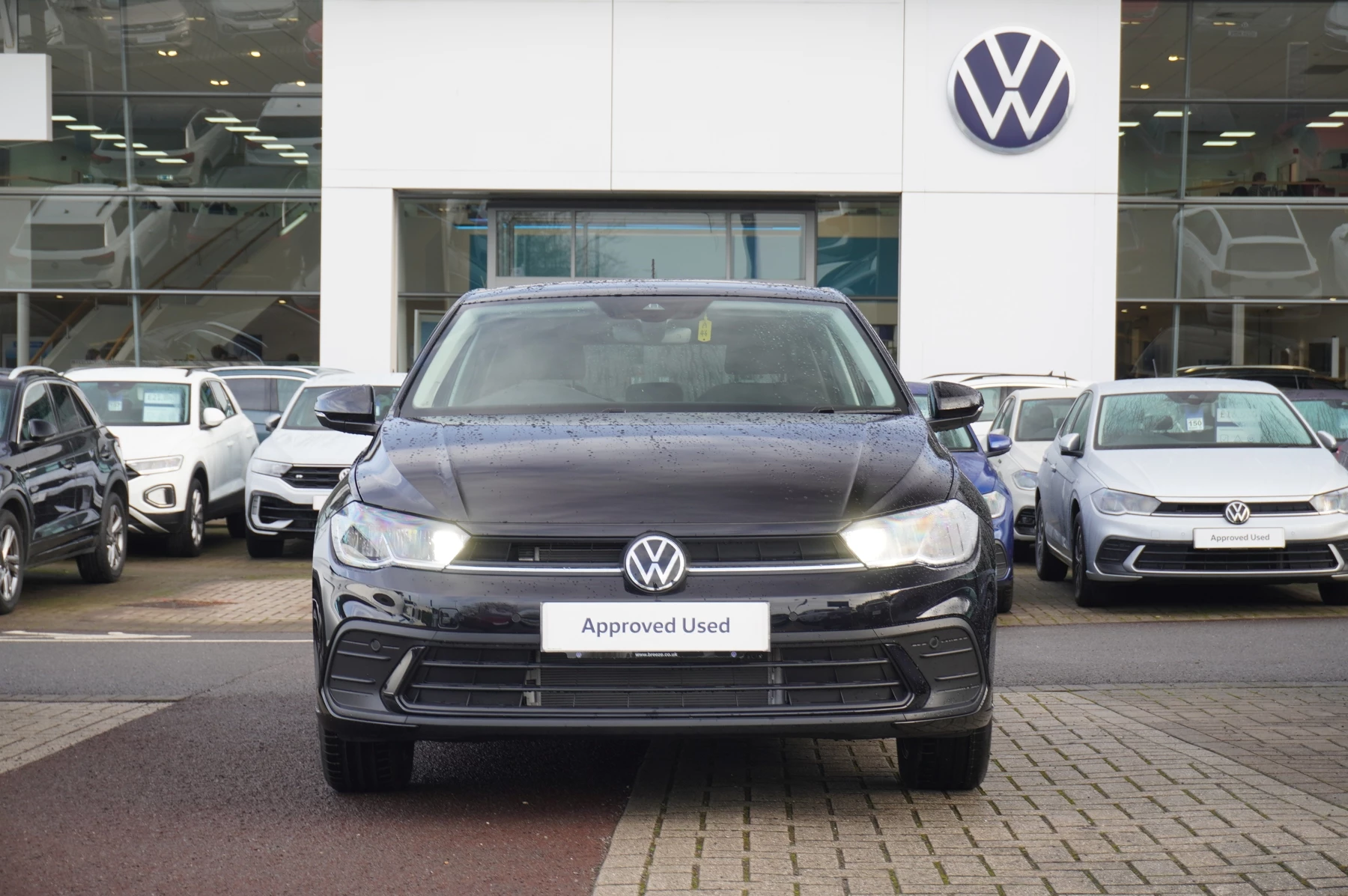 Volkswagen-Polo-image-6