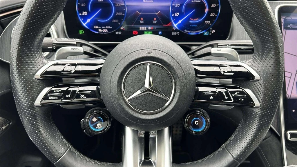 Mercedes-Benz-EQE-image-11