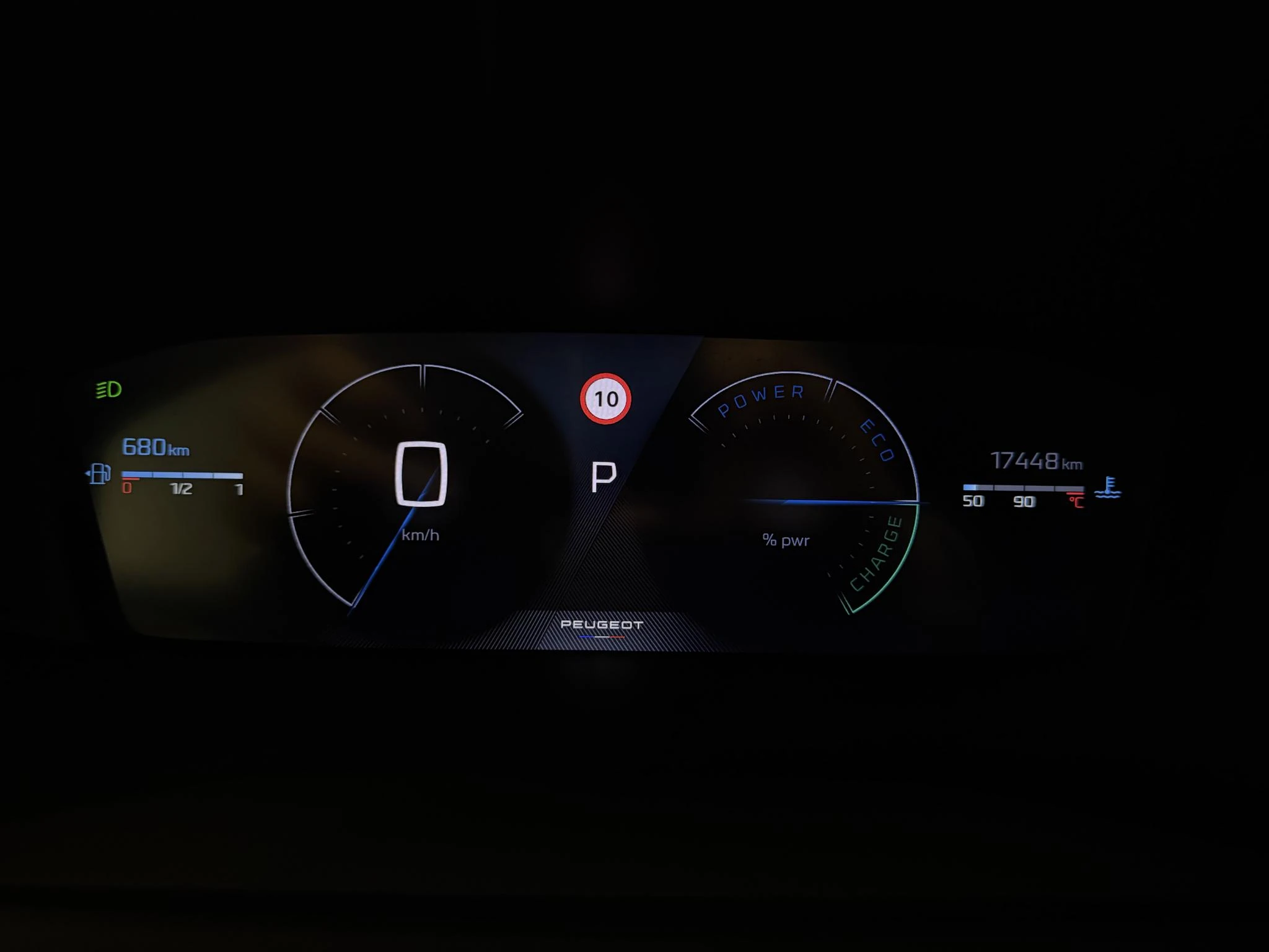 Peugeot-2008-image-7