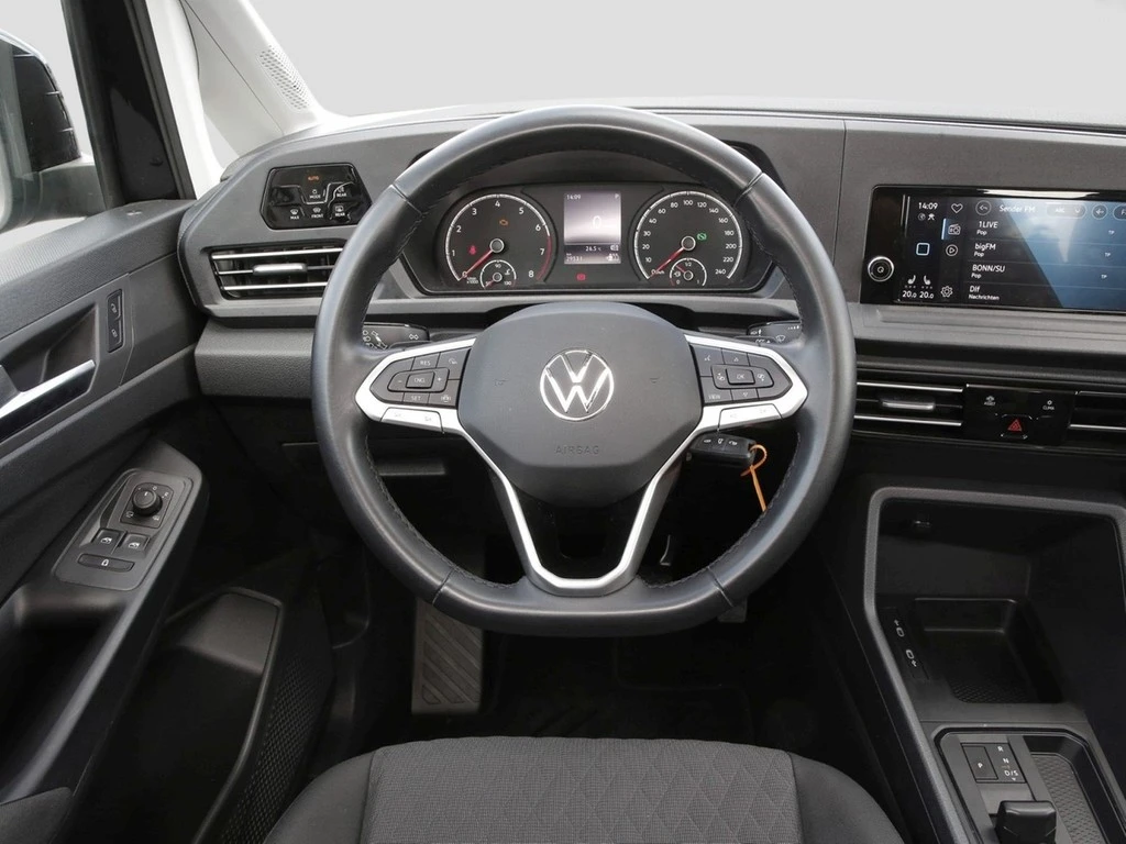 Volkswagen-Caddy-image-13