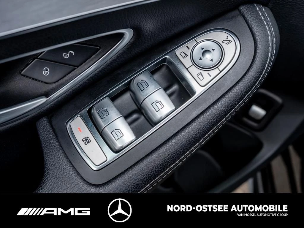 Mercedes-Benz C-Klasse 43 AMG T 4M COMAND AHK KAMERA TEMPO MULTIBEAM AMG Line
