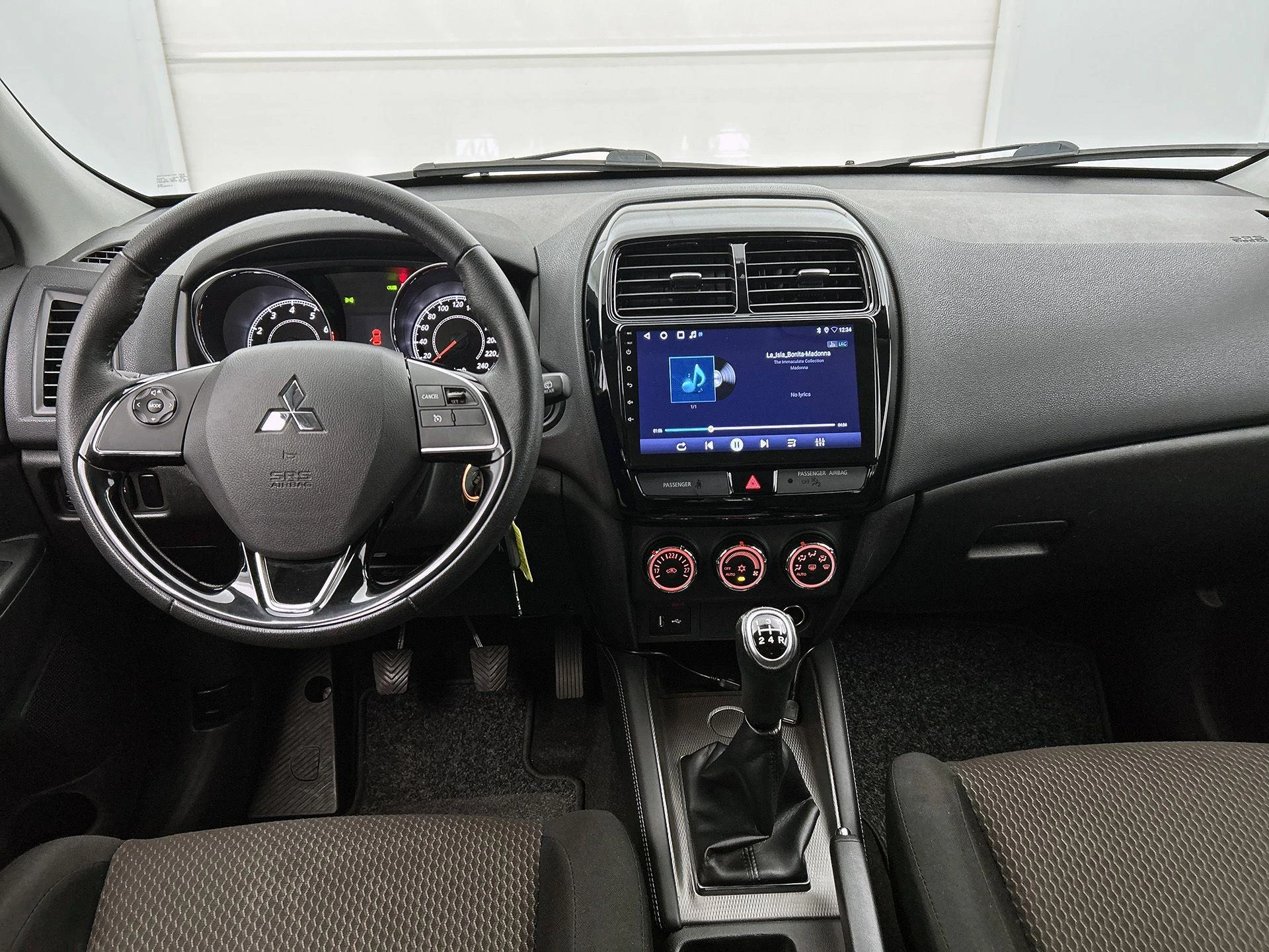 Mitsubishi-ASX-image-19