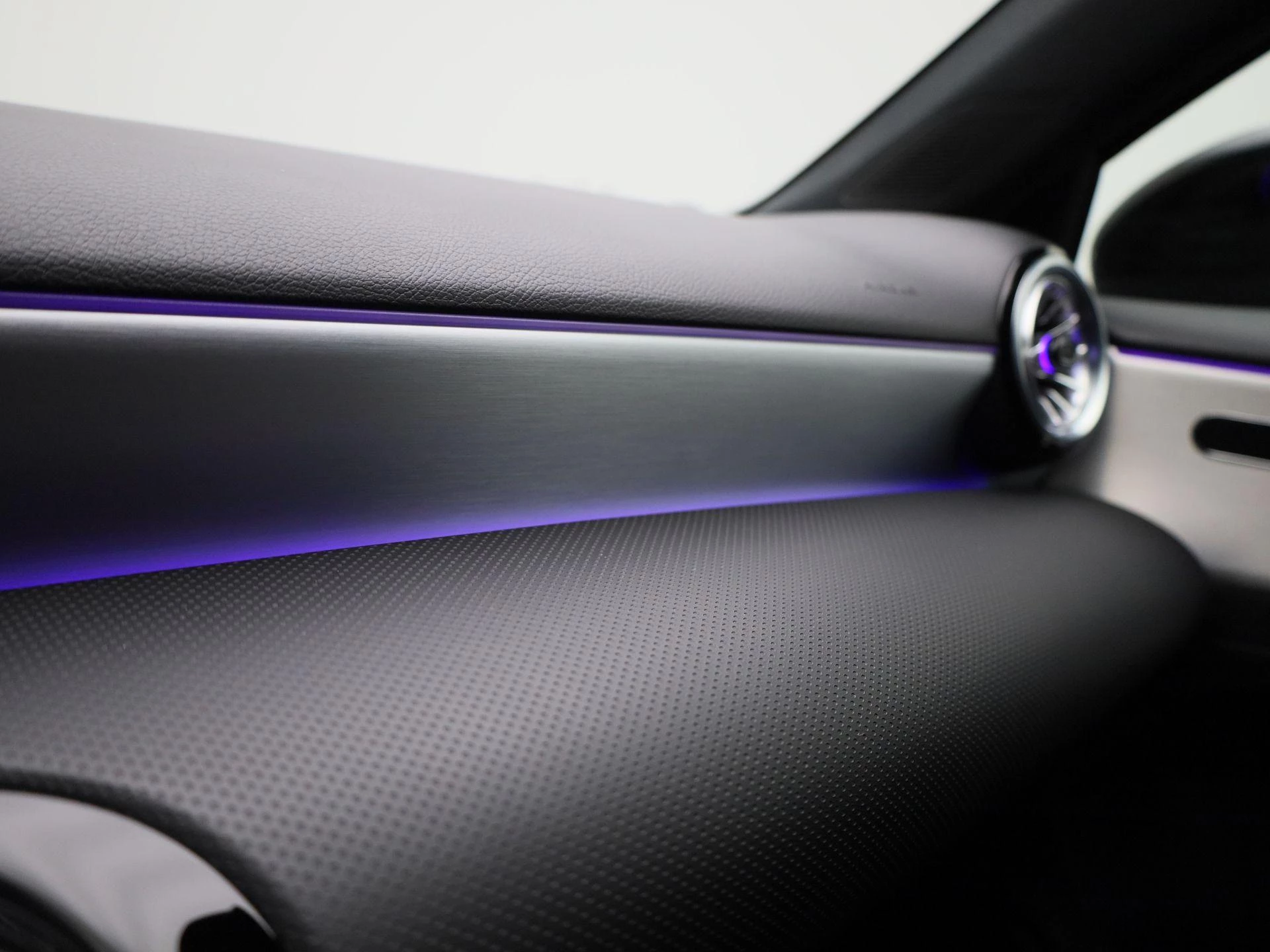 Mercedes-Benz-A-Klasse-image-28