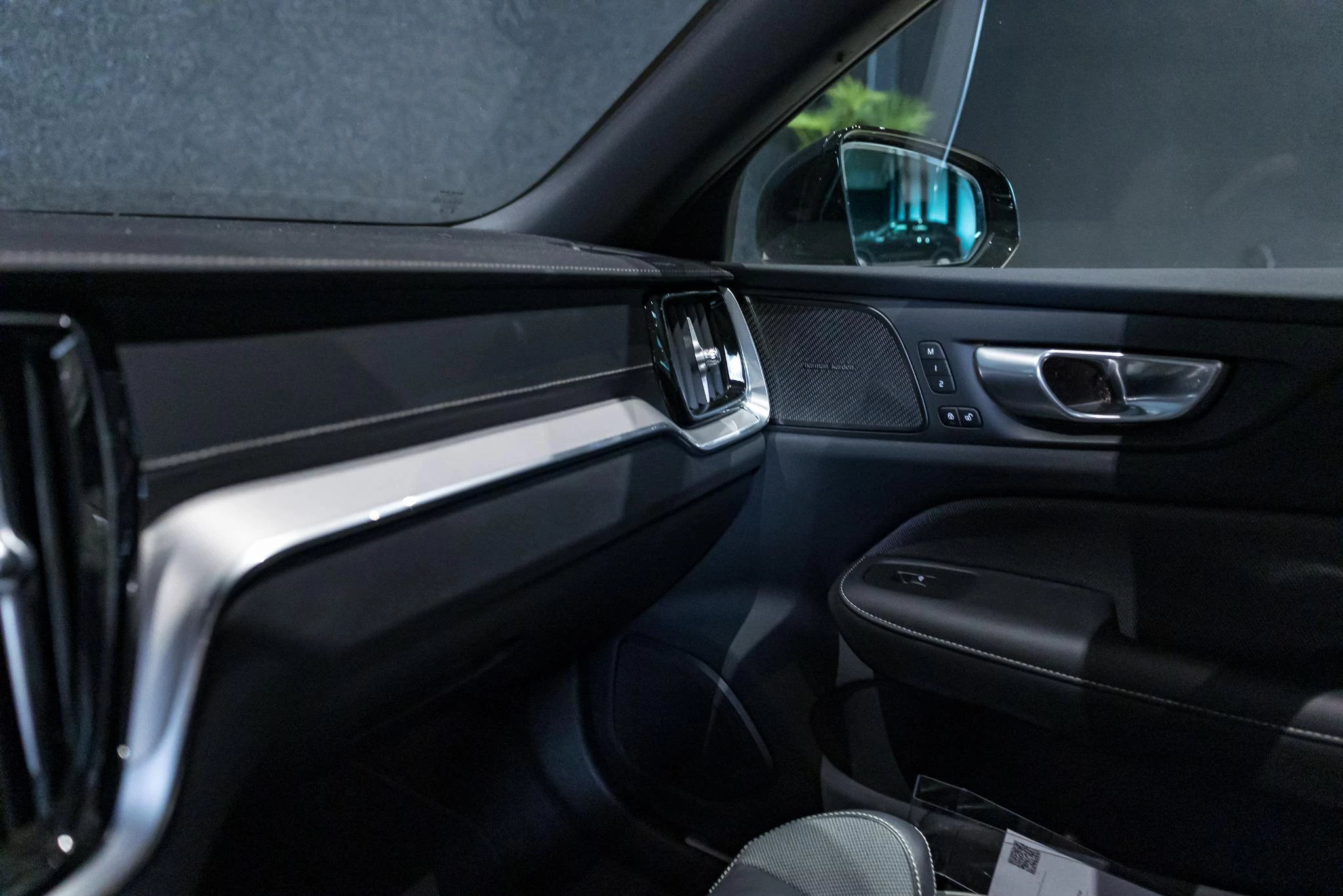 Volvo-S60-image-16