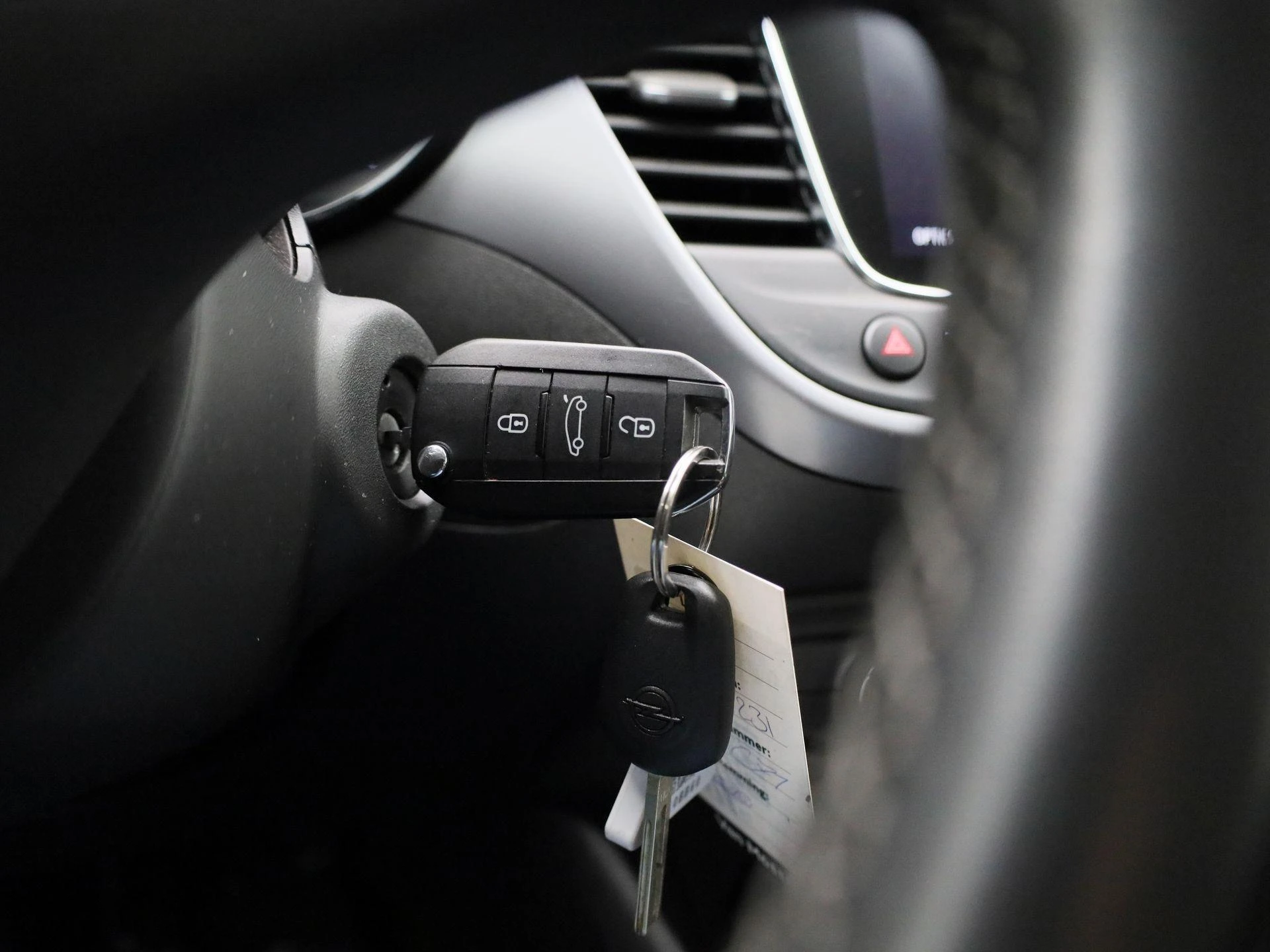 Opel-Crossland-image-19
