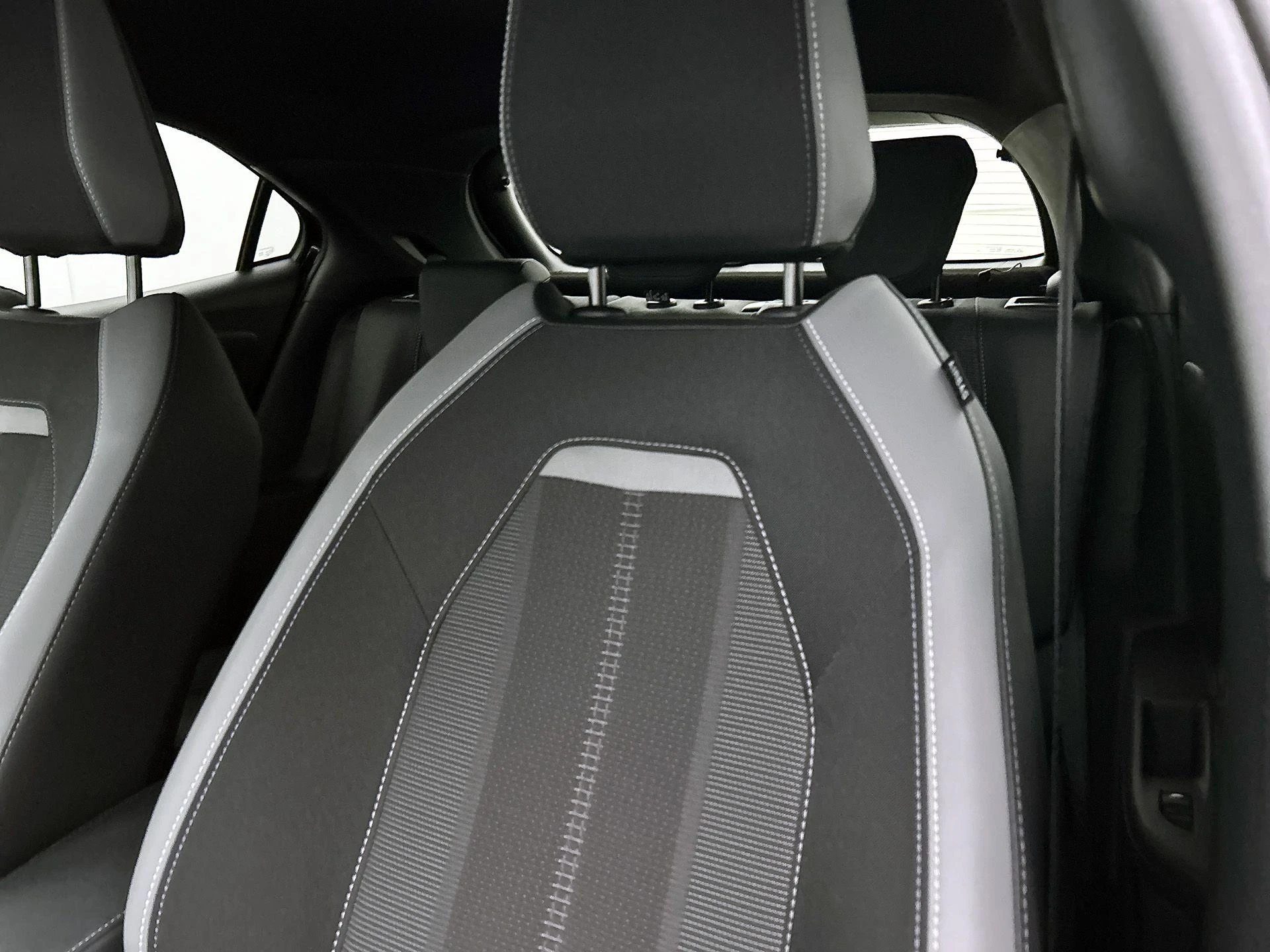 Opel-Mokka-image-10