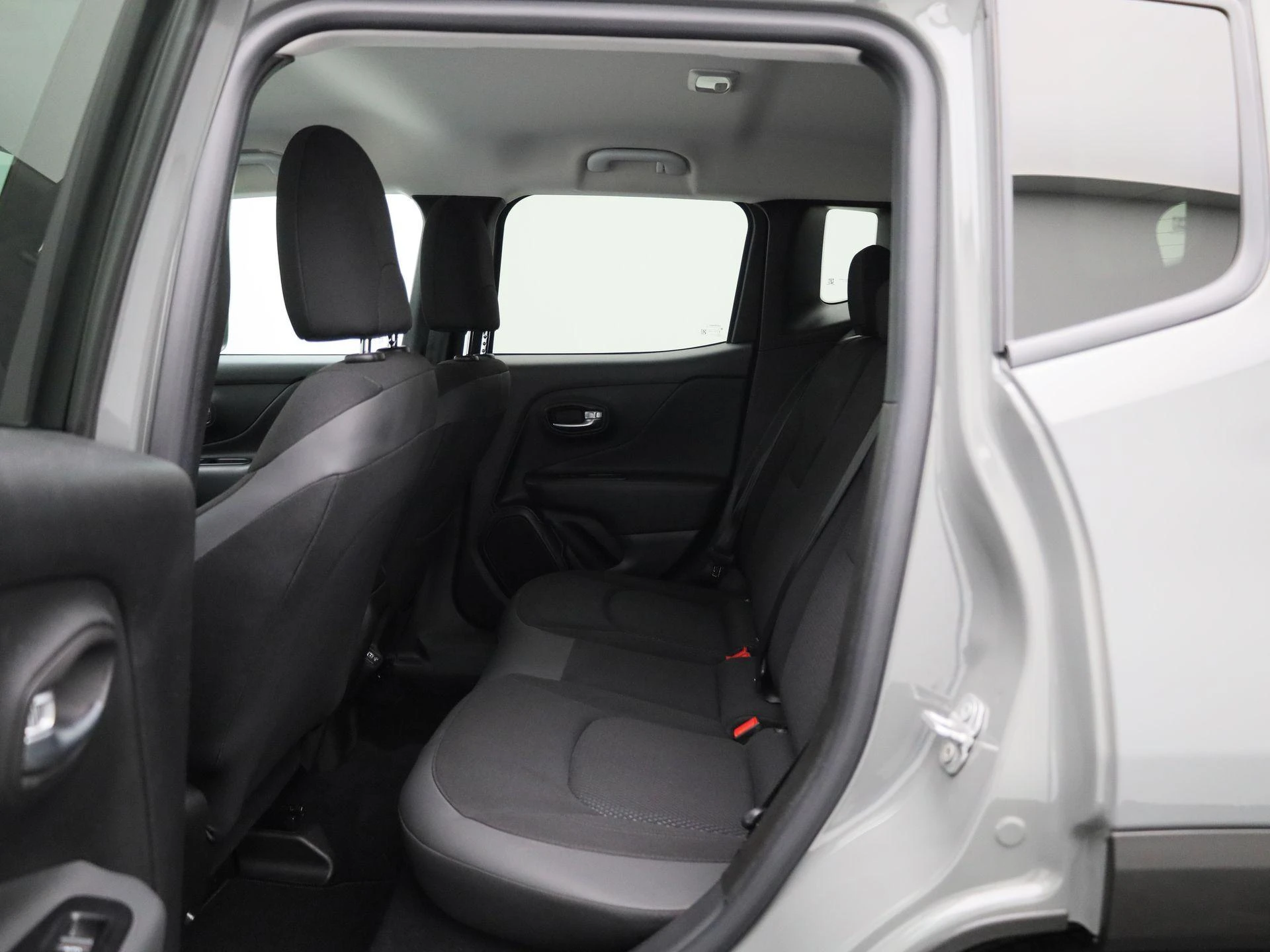 Jeep-Renegade-image-10