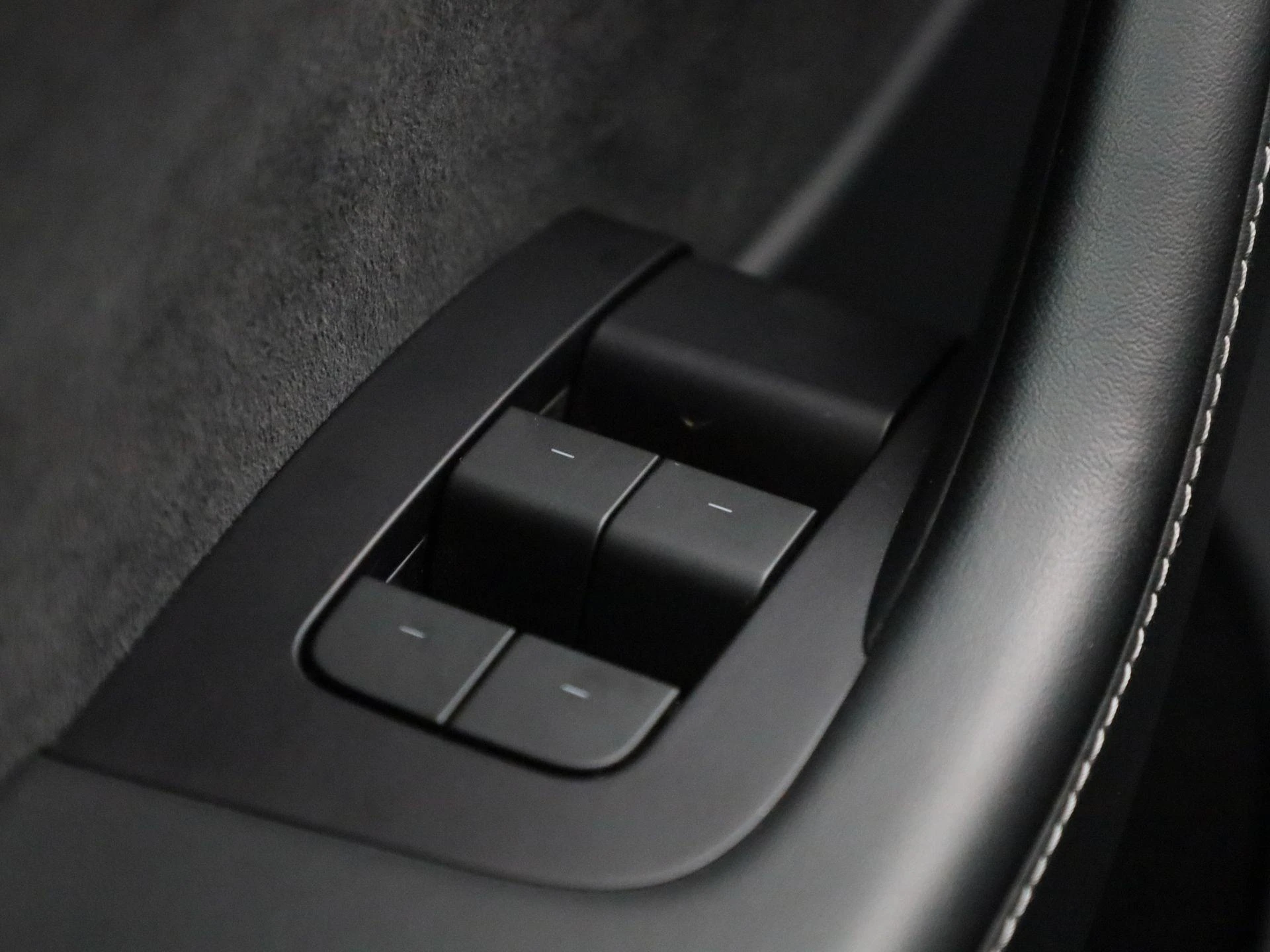 Tesla-Model Y-image-33