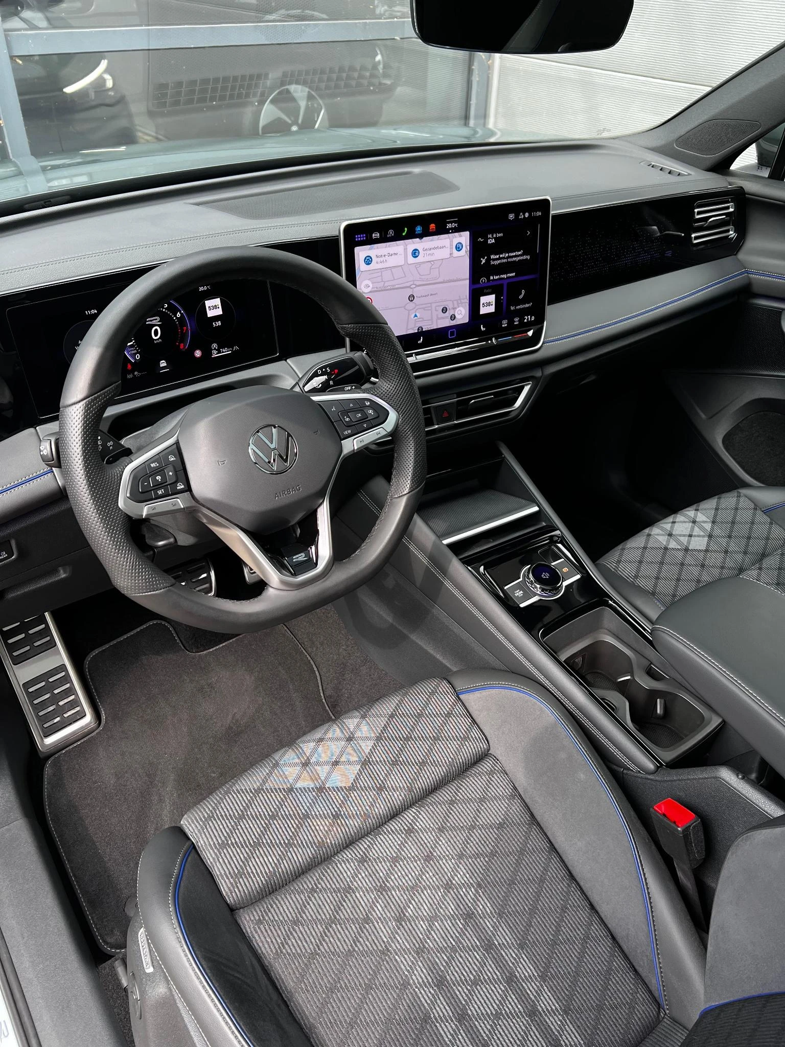 Volkswagen-Tiguan-image-5