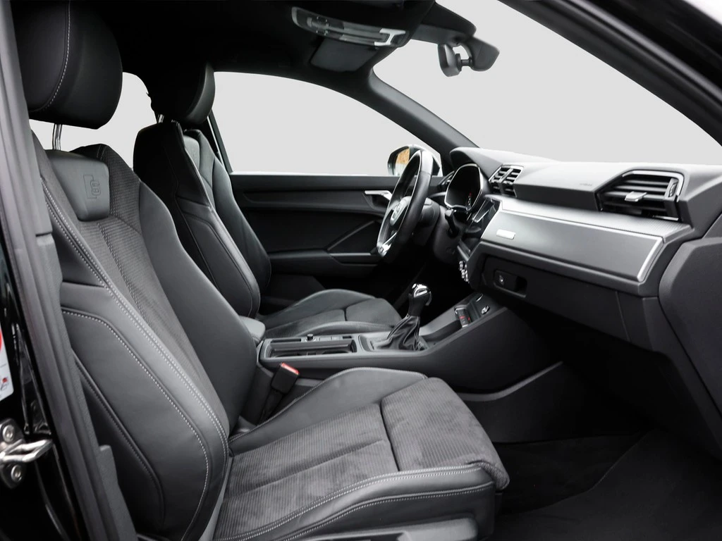 Audi-Q3-image-10