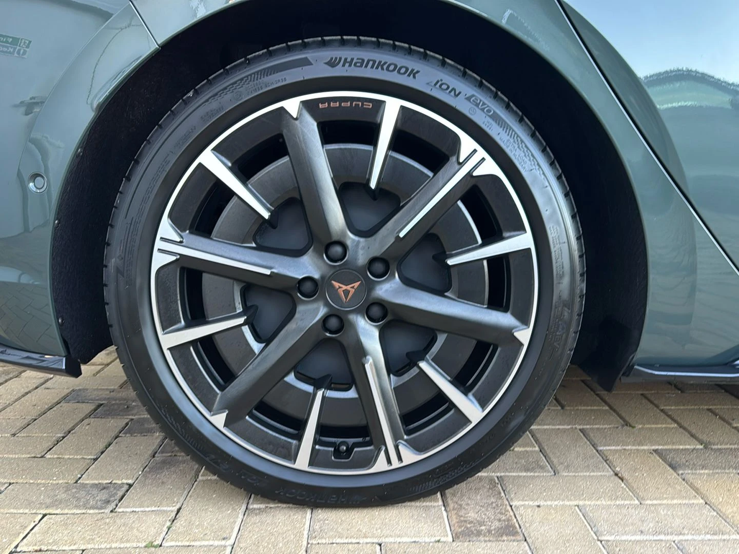 CUPRA-Born-image-7