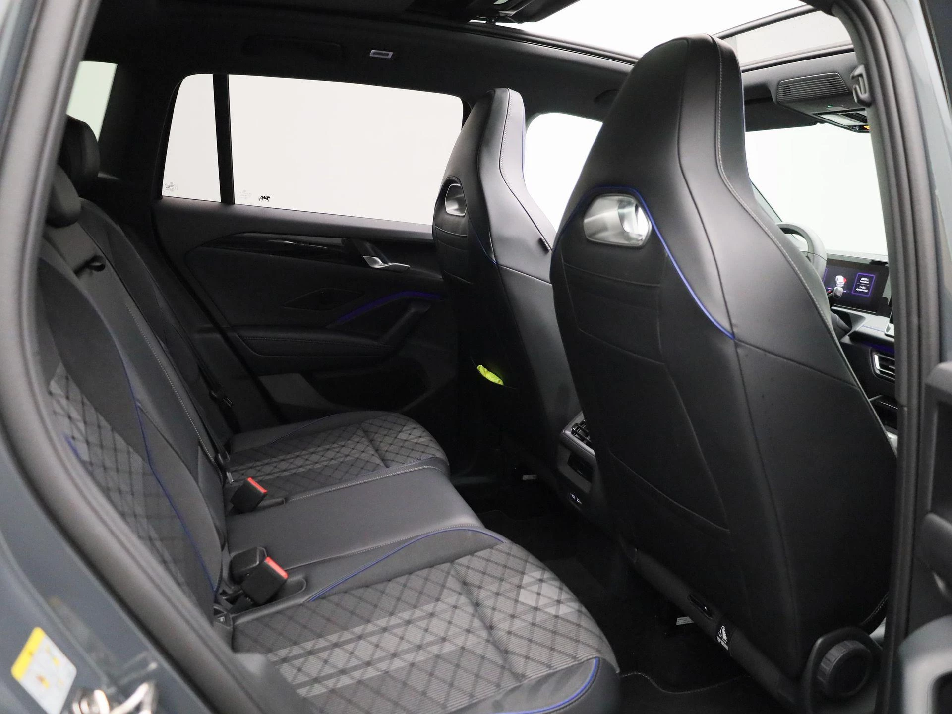 Volkswagen-Tiguan-image-46