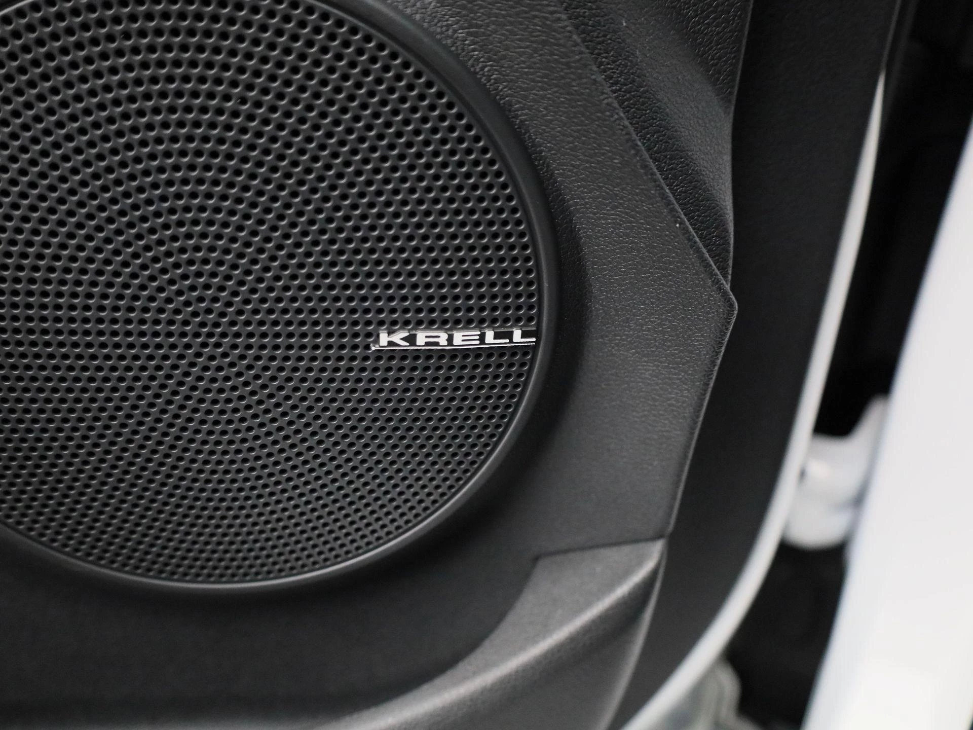 Hyundai-Kona-image-31