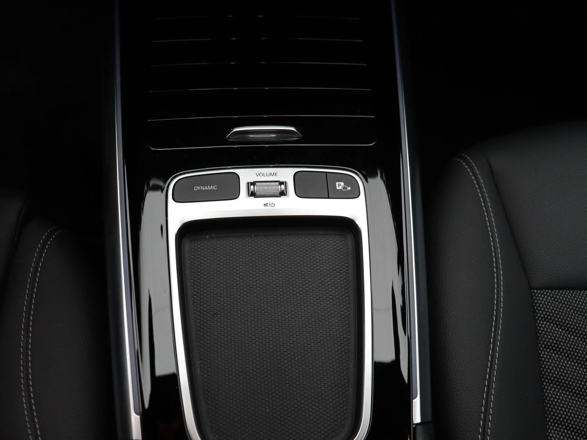 Mercedes-Benz EQA 250+ Business Line