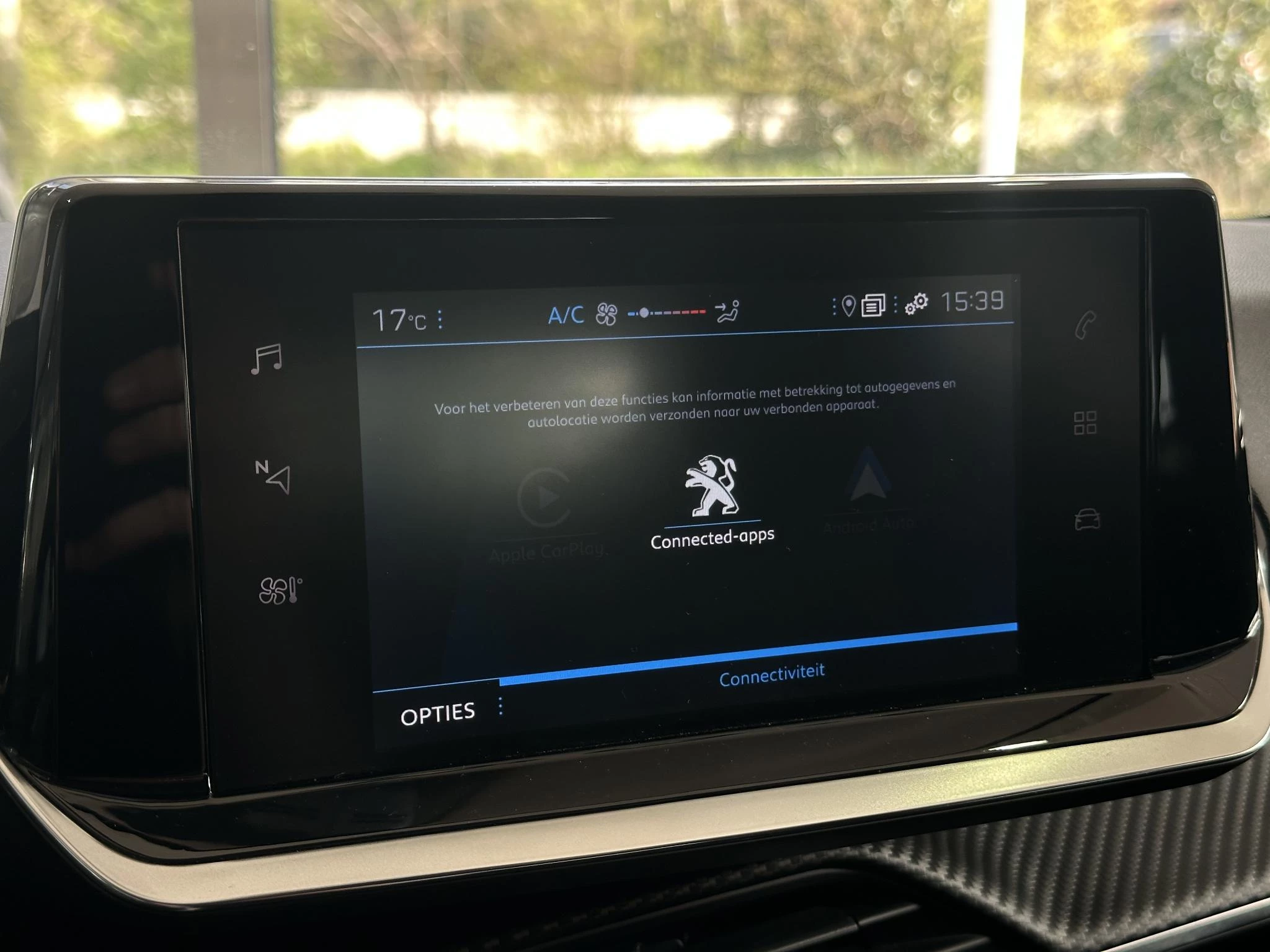 Peugeot-208-image-17